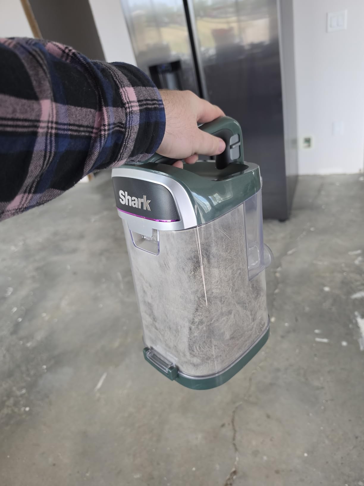 Shark Detect Pro Lift-Away ADV Bagless Upright Vacuum with DuoClean Detect, HEPA Filter & Odor Neutralizer, LA802 customer photo 1