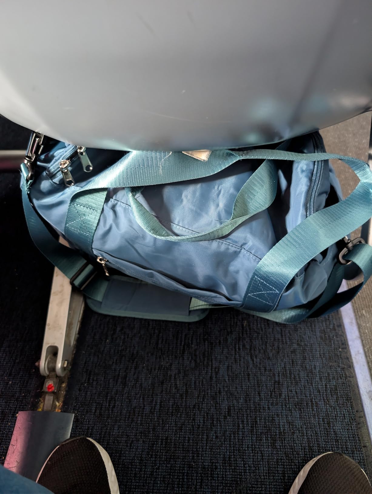 Extra Large Travel Duffle Bag,Carry on Overnight Weekend Bag with Shoes Compartment,Weekender Bags for Women for Travel Business Trips Sport Hospital customer photo 2