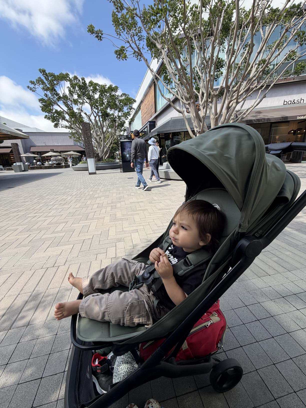 Bugaboo Butterfly 2 Ultra-Compact Travel Stroller One-Second Fold | Airplane carry-on approved, reclining seat, suspension wheels, adjustable footrest, Forest Green customer photo 1