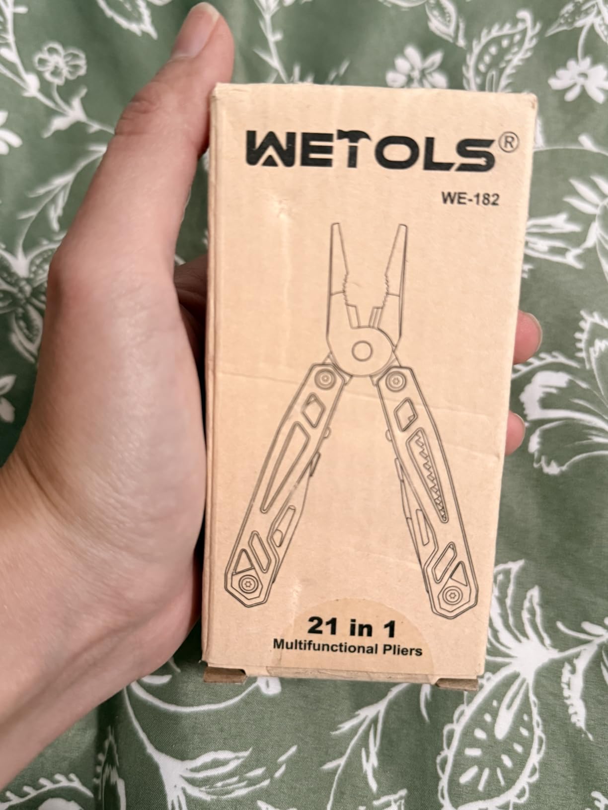 WETOLS Multitool with Pocket Knife, 27-in-1 Stainless Steel Needle Nose Pliers with Screwdrivers, Self-locking Multi tool EDC Gear with Sheath, Ideal for Survival, Outdoor, Camping customer photo 2