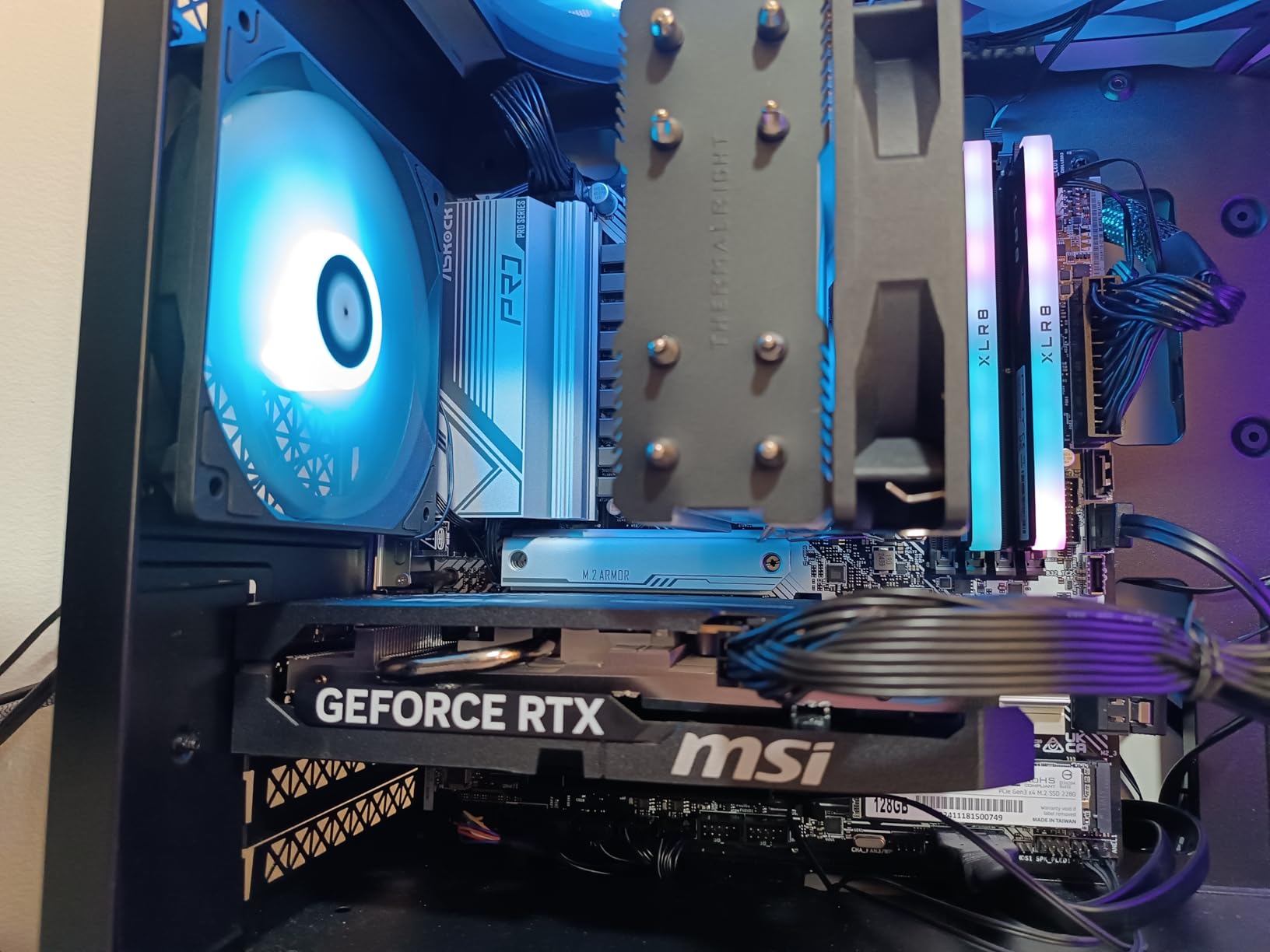 MSI Gaming RTX 5050 8G Shadow 2X OC Graphics Card, 8GB GDDR6, NVIDIA Blackwell Architecture customer photo 2