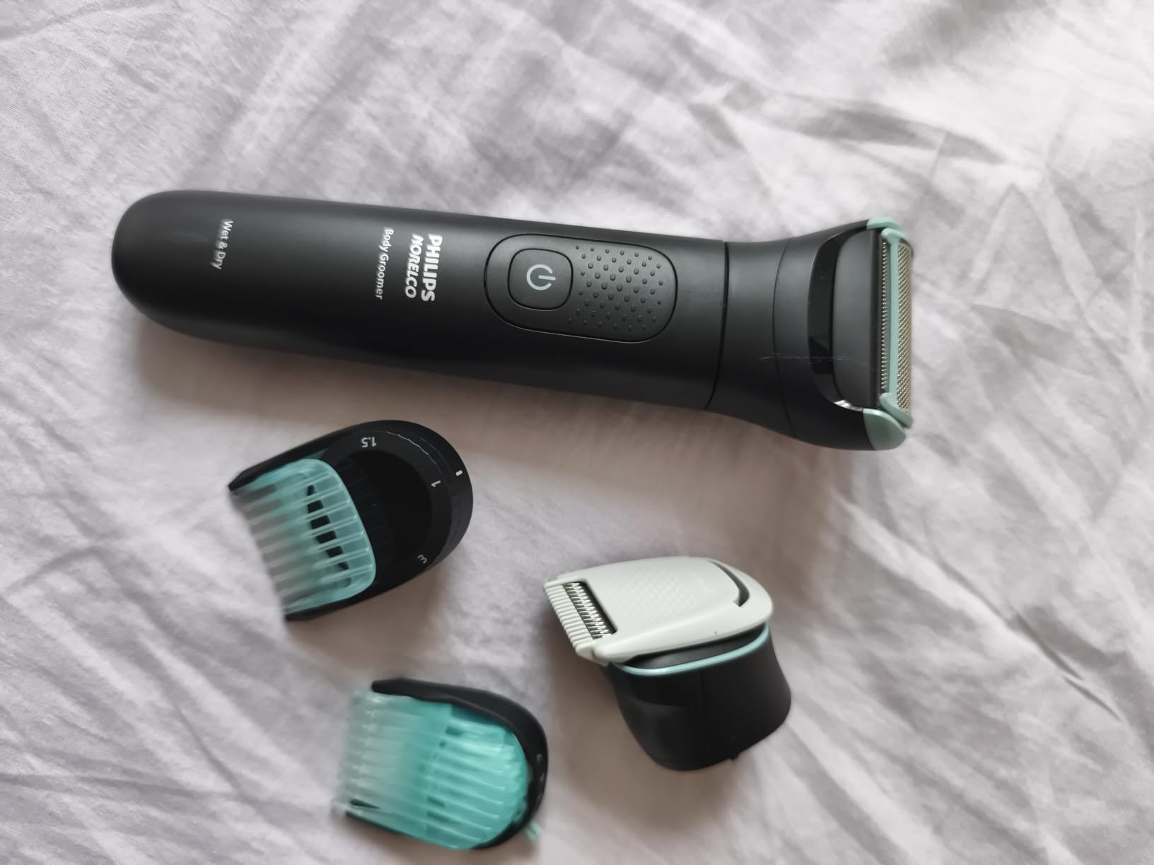 Philips Norelco Body Groomer 5000 Series, Intimate Hair Shaver & Trimmer for Men with Interchangeable & Adjustable Full Body Trim & Shave Heads, 100% Showerproof, BG5490/50 customer photo 1