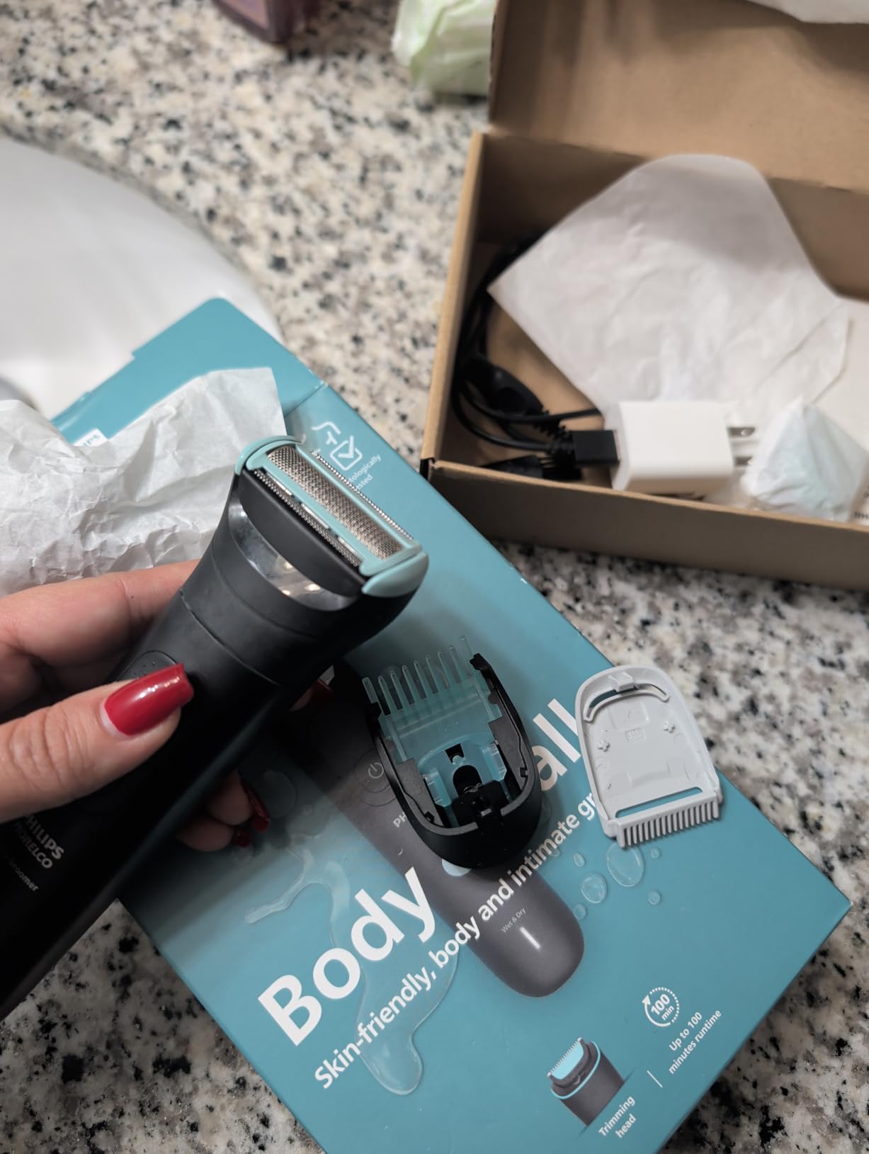 Philips Norelco Body Groomer 5000 Series, Intimate Hair Shaver & Trimmer for Men with Interchangeable & Adjustable Full Body Trim & Shave Heads, 100% Showerproof, BG5490/50 customer photo 2