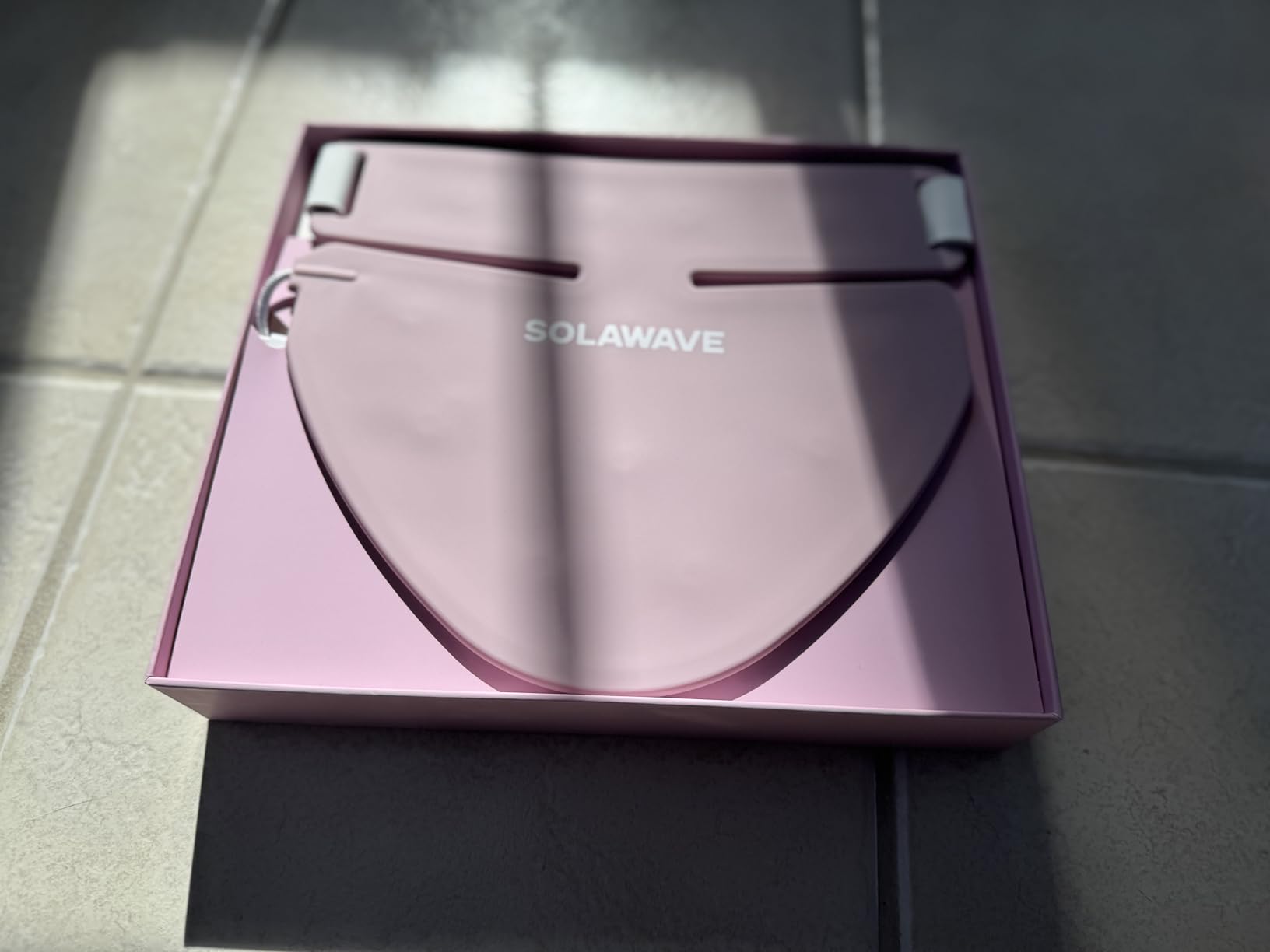 Solawave Neck & Chest Red Light Therapy Mask | LED Beauty Device with 4 Wavelengths | Visibly Firms, Smooths, & Evens Skin Tone | Fast 3-Minute Session customer photo 1