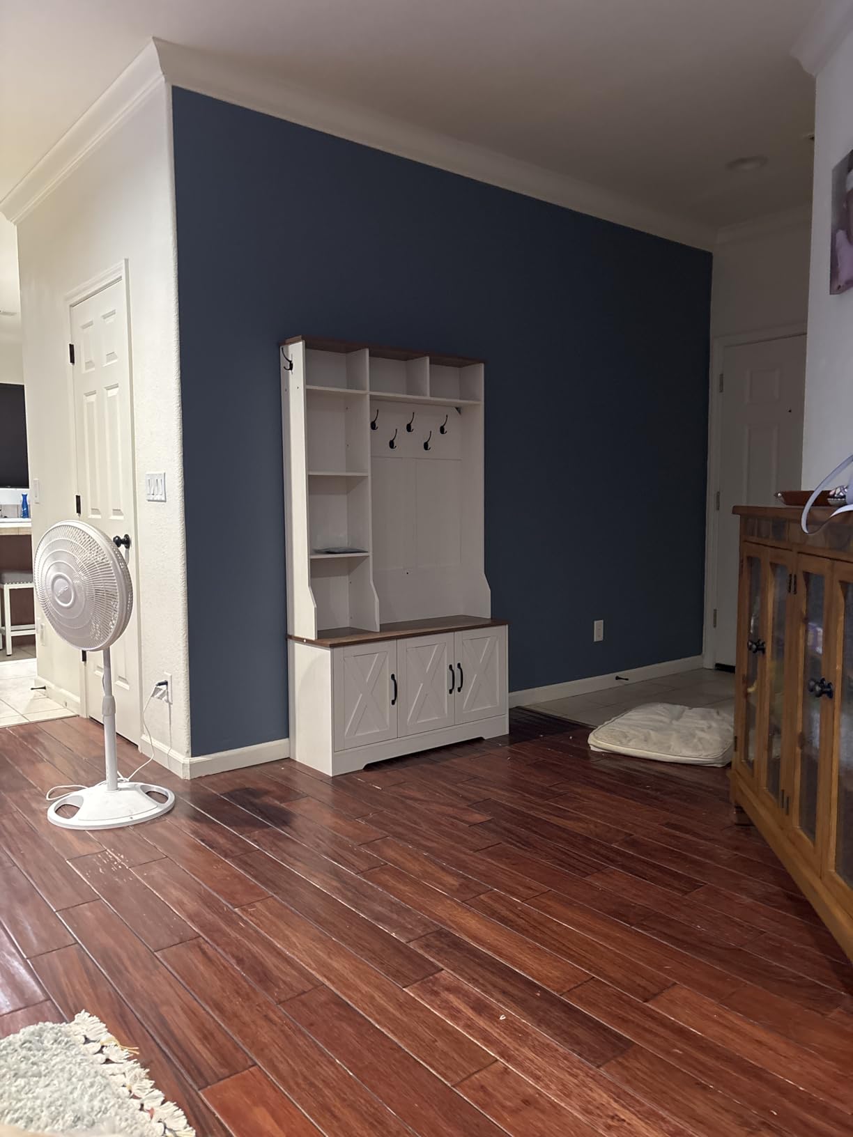 CSZZD Hall Tree with Bench and Shoe Storage, Farmhouse Entryway Bench with Coat Racks and LED Lights, Tall Hall Tree with 7 Coat Hooks, 6 Storage Cubbies, Adjustable Shelf customer photo 1