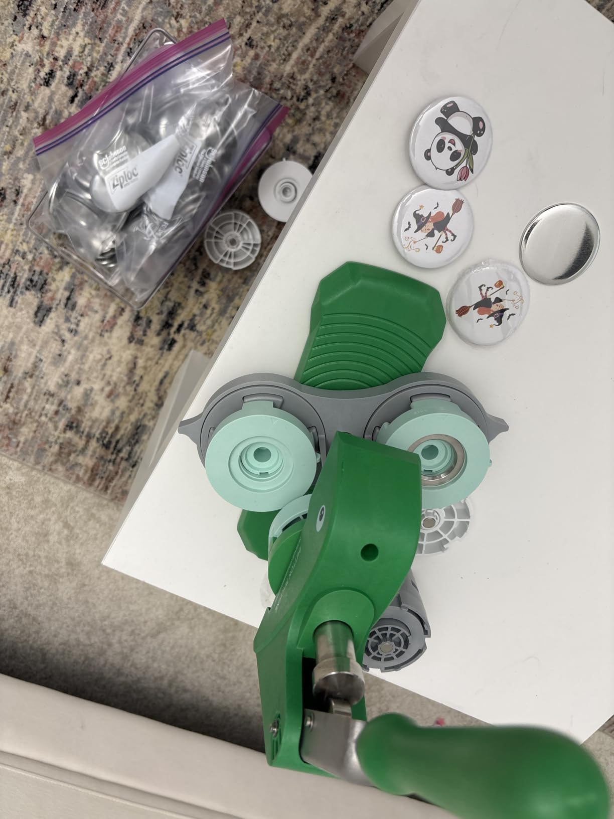 Button Maker Machine 3 Sizes, DIY Pin Maker Machine 1+1.25+2.25 inch, Interchangeable Button-Models Badge Button Press Machine with 300 Sets 25+32+58mm Button Maker Supplies&Circle Cutter 2026 Upgrade customer photo 1