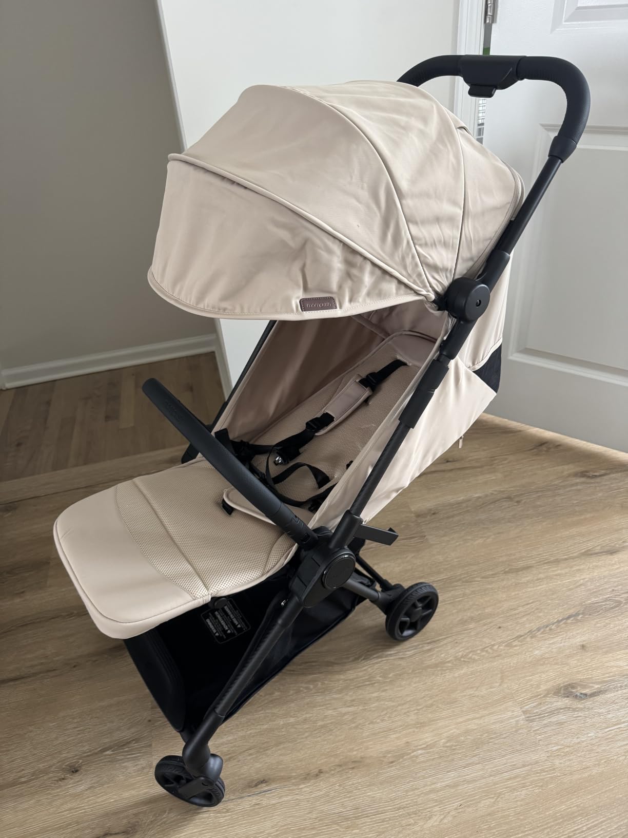 Mompush Nexis Carbon Fiber Lightweight Travel Stroller, Carry-On, Khaki | Compact auto-fold, one-hand recline, XL basket, cup holder, rain cover included customer photo 2