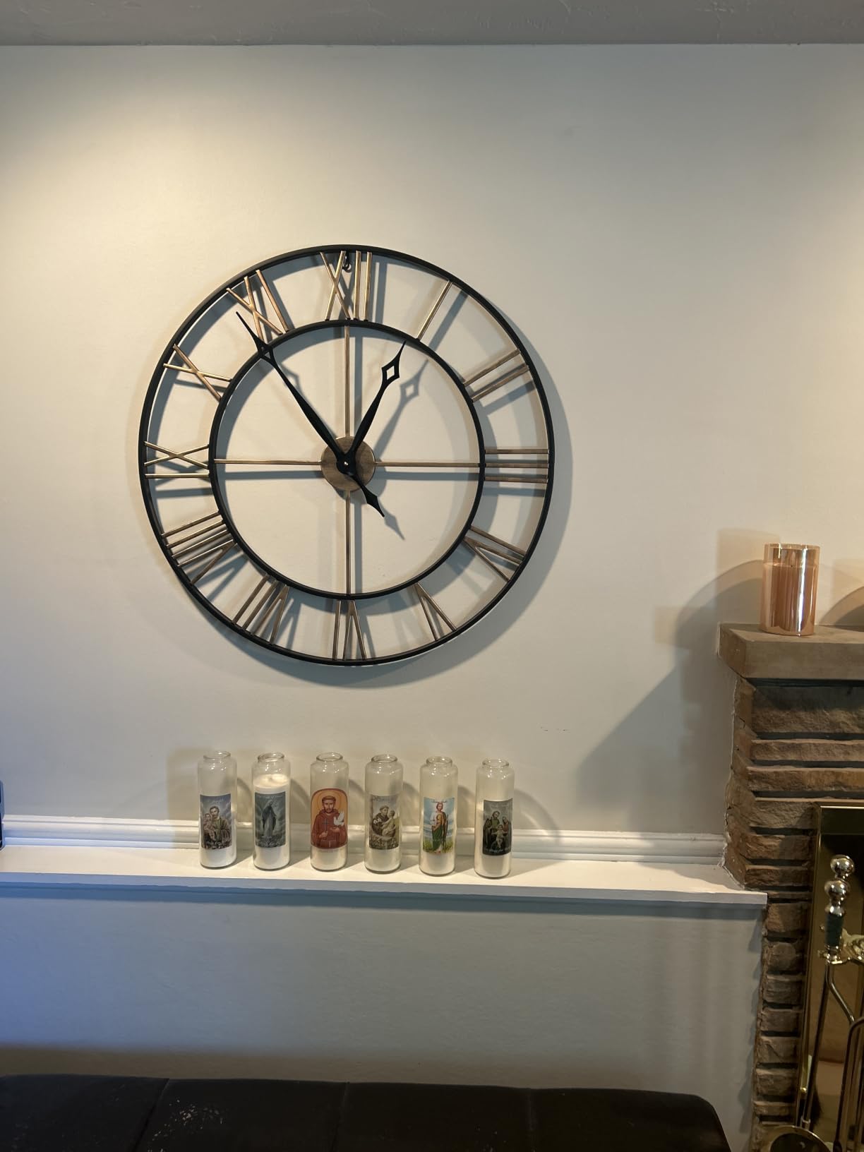24 Inch Large Wall Clocks for Living Room Decor, Big Roman Numerals Vintage Gold Modern Decorative Metal Oversized Wall Clocks for Bedroom, Kitchen, Office customer photo 1