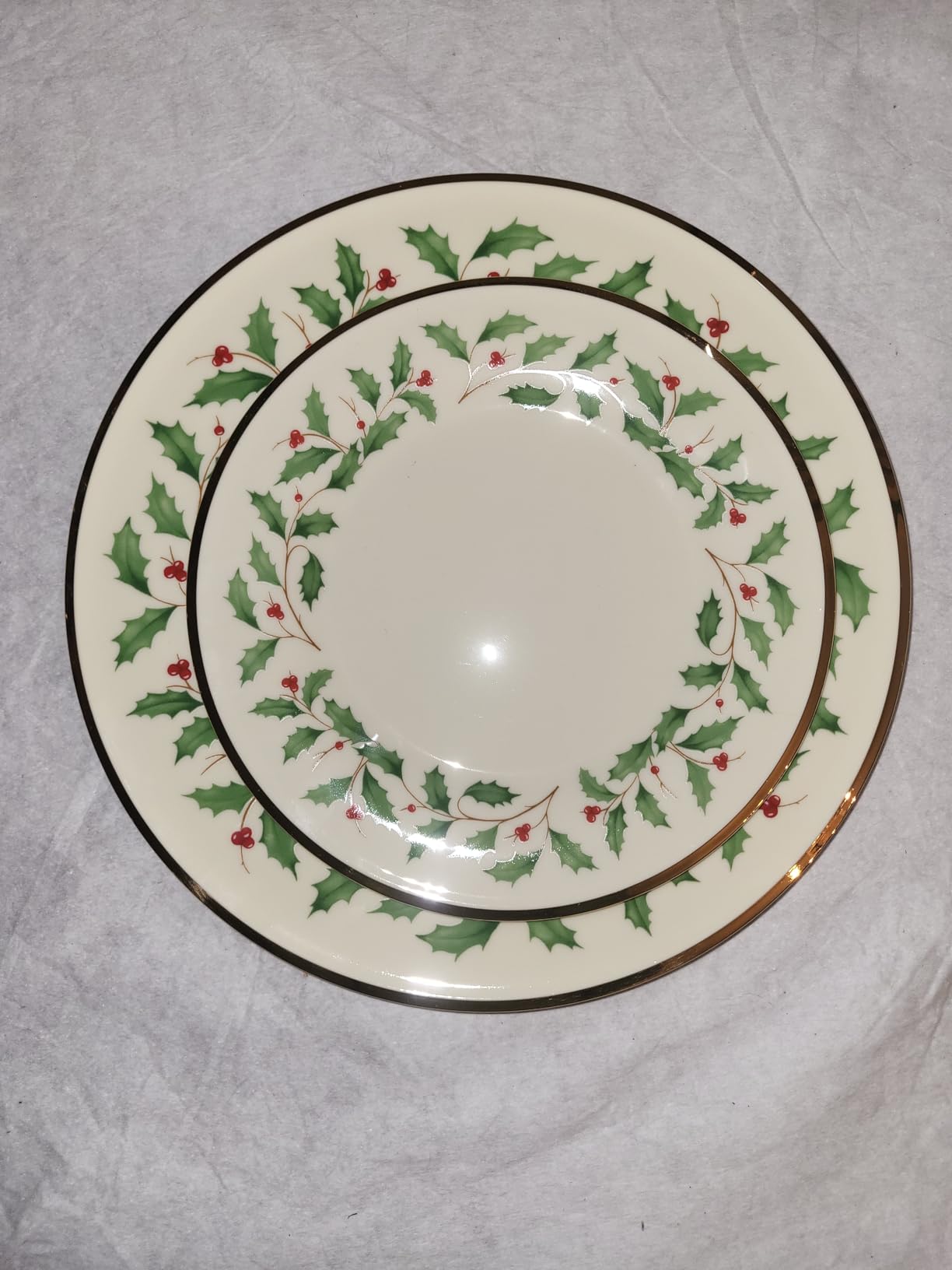 Holiday Christmas Porcelain 18-Piece Dinnerware Set for 6 customer photo 1