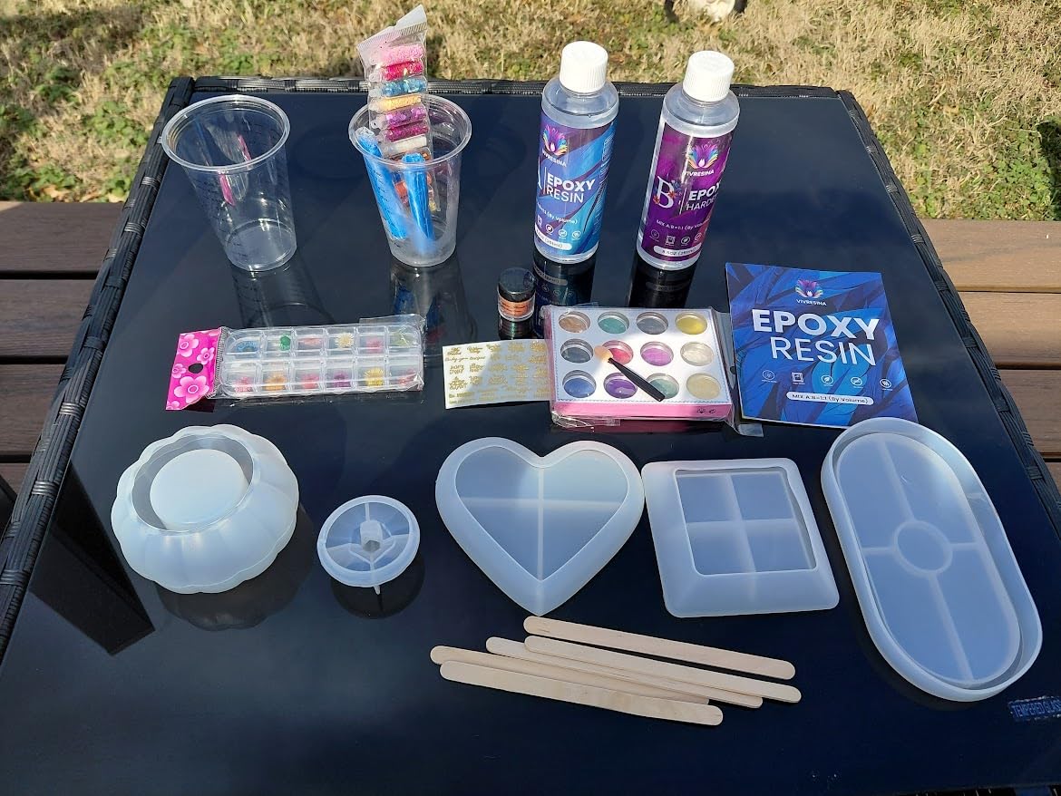 Vivresina Epoxy Resin Kit with Molds for Beginners -17 oz Super Clear Epoxy Resin Complete Kit Include Mica Powders, Glitters, Dried Flowers and Other Resin Supplies, for Adults Crafts Kits,DIY Gift customer photo 2