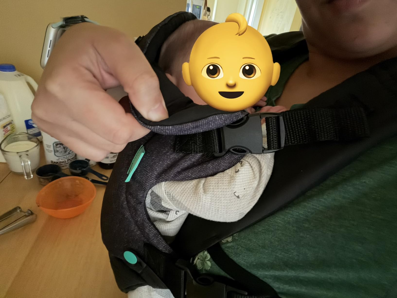 Infantino Flip Luxe 4-in-1 Baby Carrier Ergonomic 7-35 lbs, Onyx | Updated lumbar support, Premium herringbone fabric, Elevated accents, For on-the-go parenting, For infants to toddlers customer photo 2