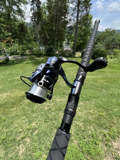 KastKing Kapstan Saltwater Spinning Rod, Boat & Surf Fishing Rod, Lightweight S-Curve Graphite Blanks, Stainless-Steel Double-Foot Guides, Aluminum/Graphite Locking Reel Seat, 2-Piece PTS Rod customer photo 2