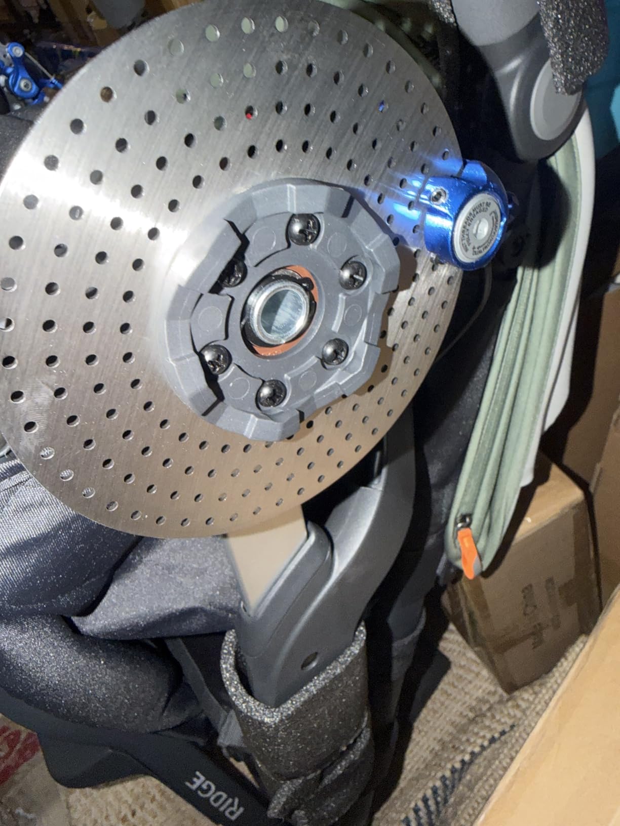 UPPAbaby Ridge V2 Jogging Stroller | All-Terrain Performance Suspension + Never-Flat Tires Built for Walking, Running + Trails | Water Bottle Holder Included | James (Black |Carbon Frame) customer photo 1