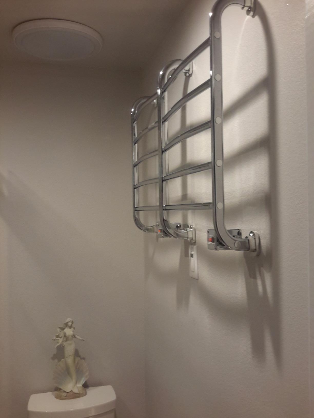 Warmrails Hyde Park Towel Warmer - Free-Standing Towel Warmer Rack for Drying Towels and Garments - 39-Inch Chrome Finish Frame with 8 Bars - Model WHC customer photo 2