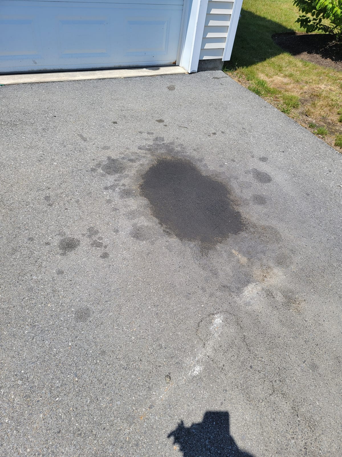 Oil Eater Original 1 Gallon Cleaner, Degreaser - Dissolve Grease Oil and Heavy-Duty Stains - Professional Strength customer photo 1