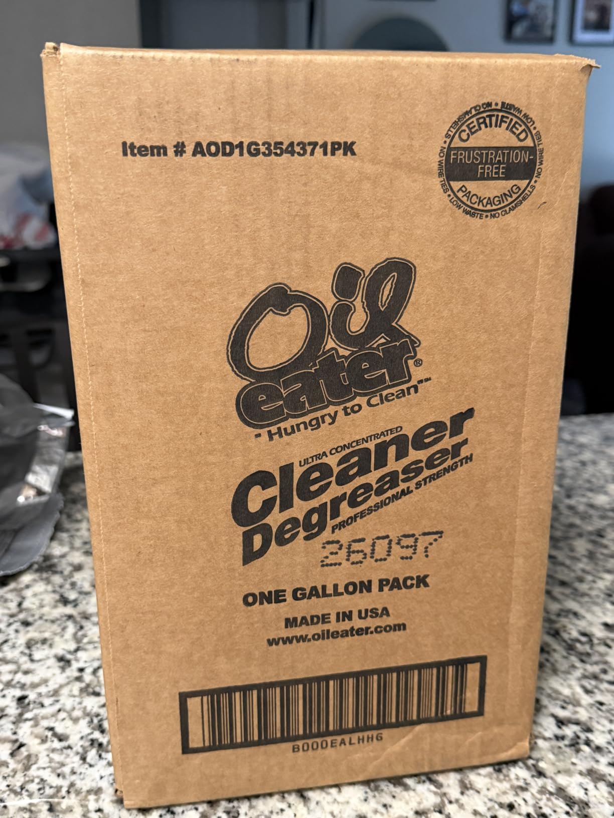 Oil Eater Original 1 Gallon Cleaner, Degreaser - Dissolve Grease Oil and Heavy-Duty Stains - Professional Strength customer photo 2