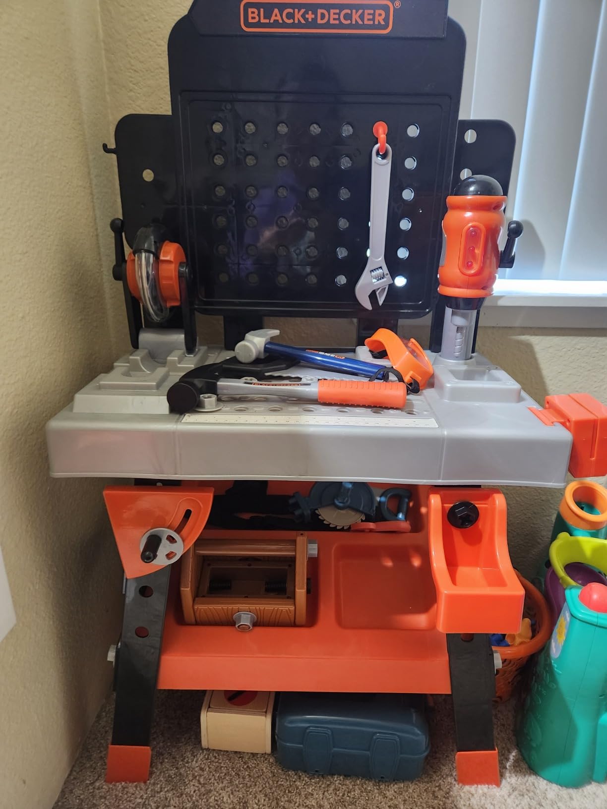 JAKKS Pacific Black+Decker Kids Workbench - Power Tools Workshop - Build Your Own Toy Tool Box - 75 Realistic Toy Tools and Accessories customer photo 2