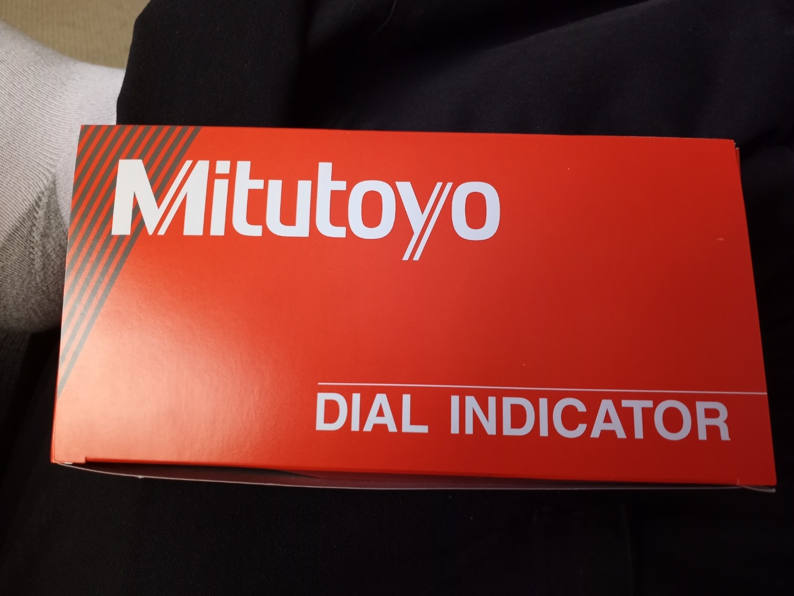 Mitutoyo 2416S Dial Indicator, #4-48 UNF Thread, 0.375