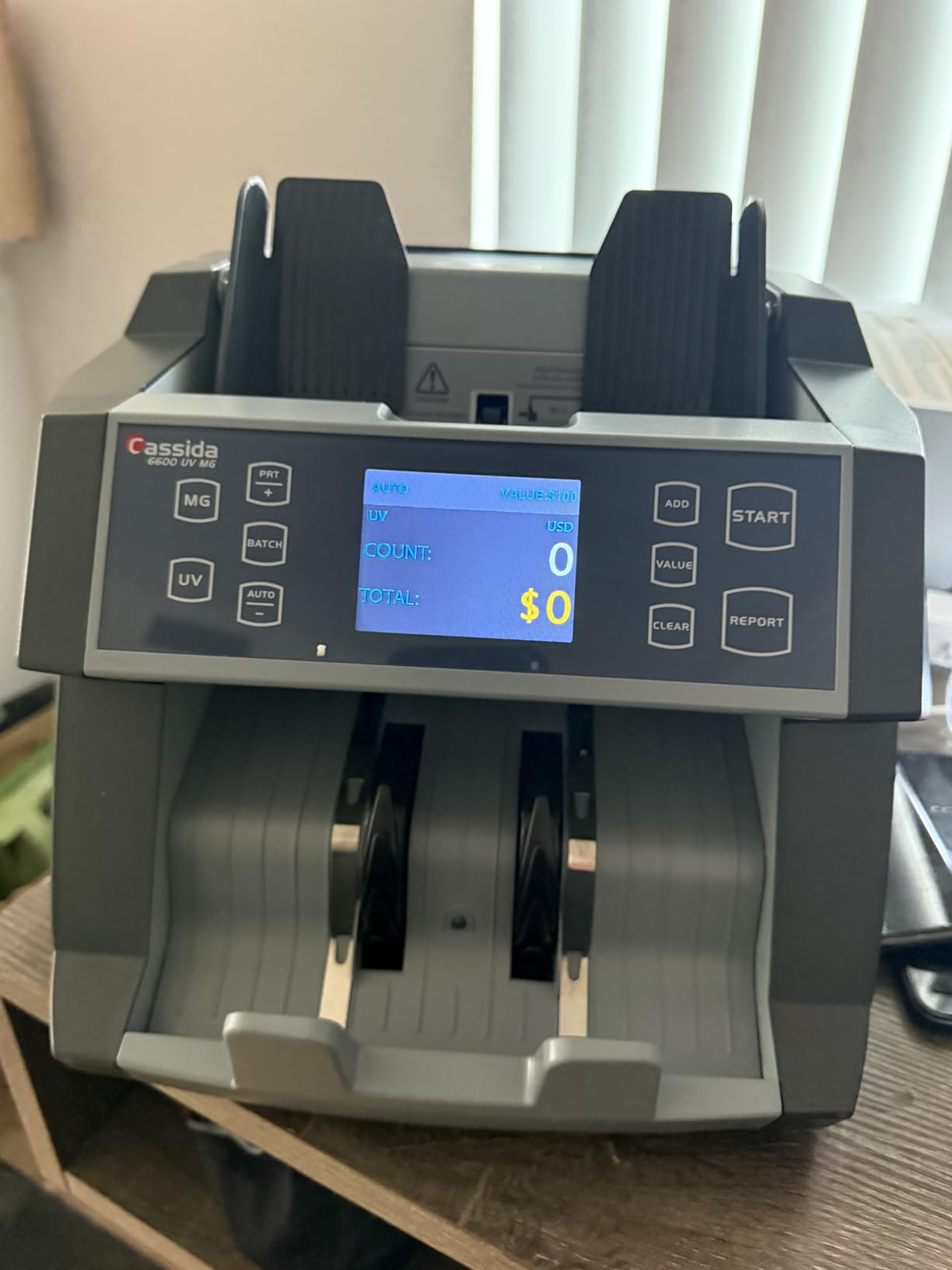 Cassida 6600 UV/MG - USA Business Grade Money Counter with UV/MG/IR Counterfeit Detection - Top Loading Bill Counting Machine w/ValuCount, Add and Batch Modes - Fast Counting Speed 1,400 Notes/Min customer photo 2