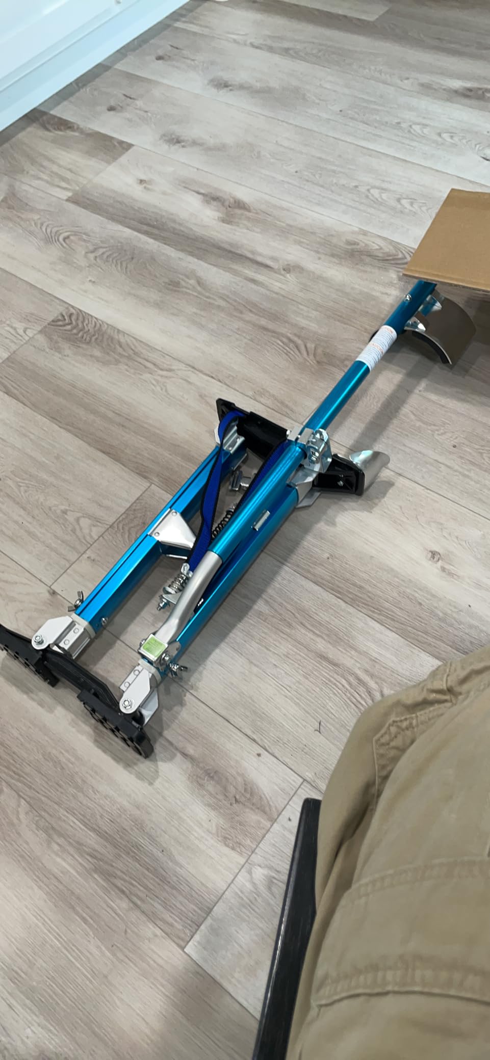 Drywall Stilts 18-30 Inch Adjustable Height Stilts for Adults - Lightweight Aluminum Paint Stilts with Protective Pads - Durable Nonslip Work Stilts for Sheetrock or Painting by Pentagon Tools (Blue) customer photo 2