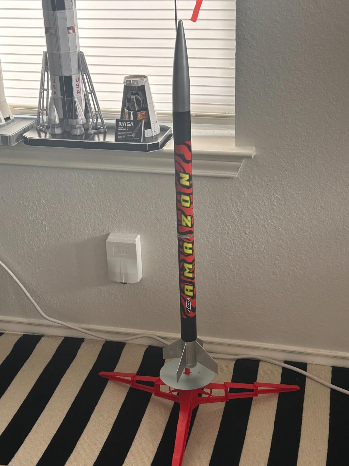 Estes 1469 Tandem X Rocket-Building Kit, Beginner Flying-Rocket Model Kit for Ages 10+, Includes Launch Pad and Controller customer photo 2