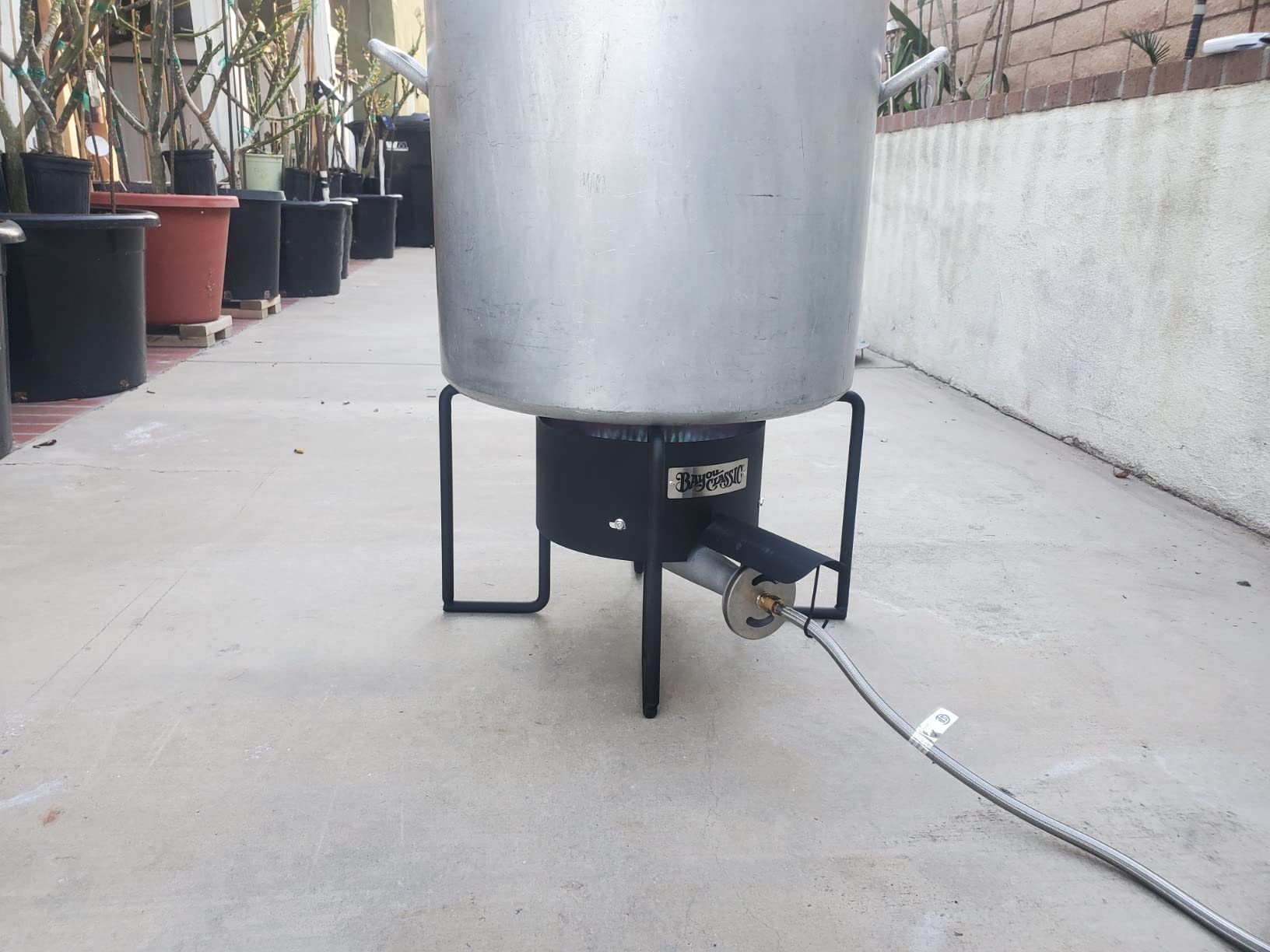 Bayou Classic KAB6 Bayou Banjo Cooker - Propane Burner for Outdoor Cooking, Outdoor Stove - Crawfish Boiler, Homebrew Burner - Large Stock Pots - Fish Boil, Gumbo, Soup, Stew, Brewing, Tamales customer photo 1