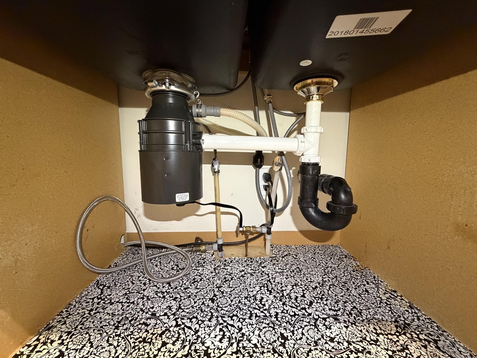 InSinkErator Badger 5XP Garbage Disposal with Power Cord, Badger Series 3/4 HP Continuous Feed Food Waste Disposer customer photo 2