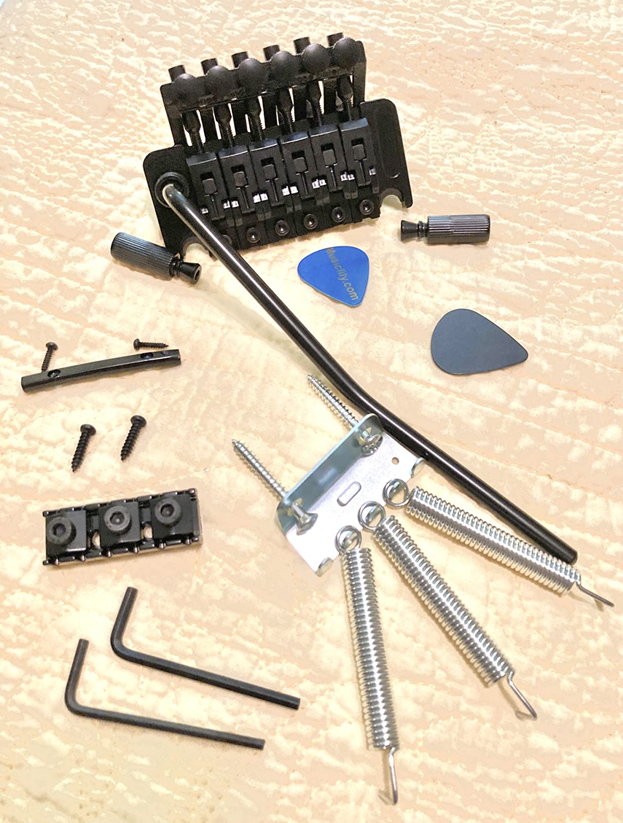 Musiclily 54mm Guitar Double Locking Tremolo System Bridge for Floyd Rose Style Electric Guitar Replacement Parts, Chrome customer photo 1