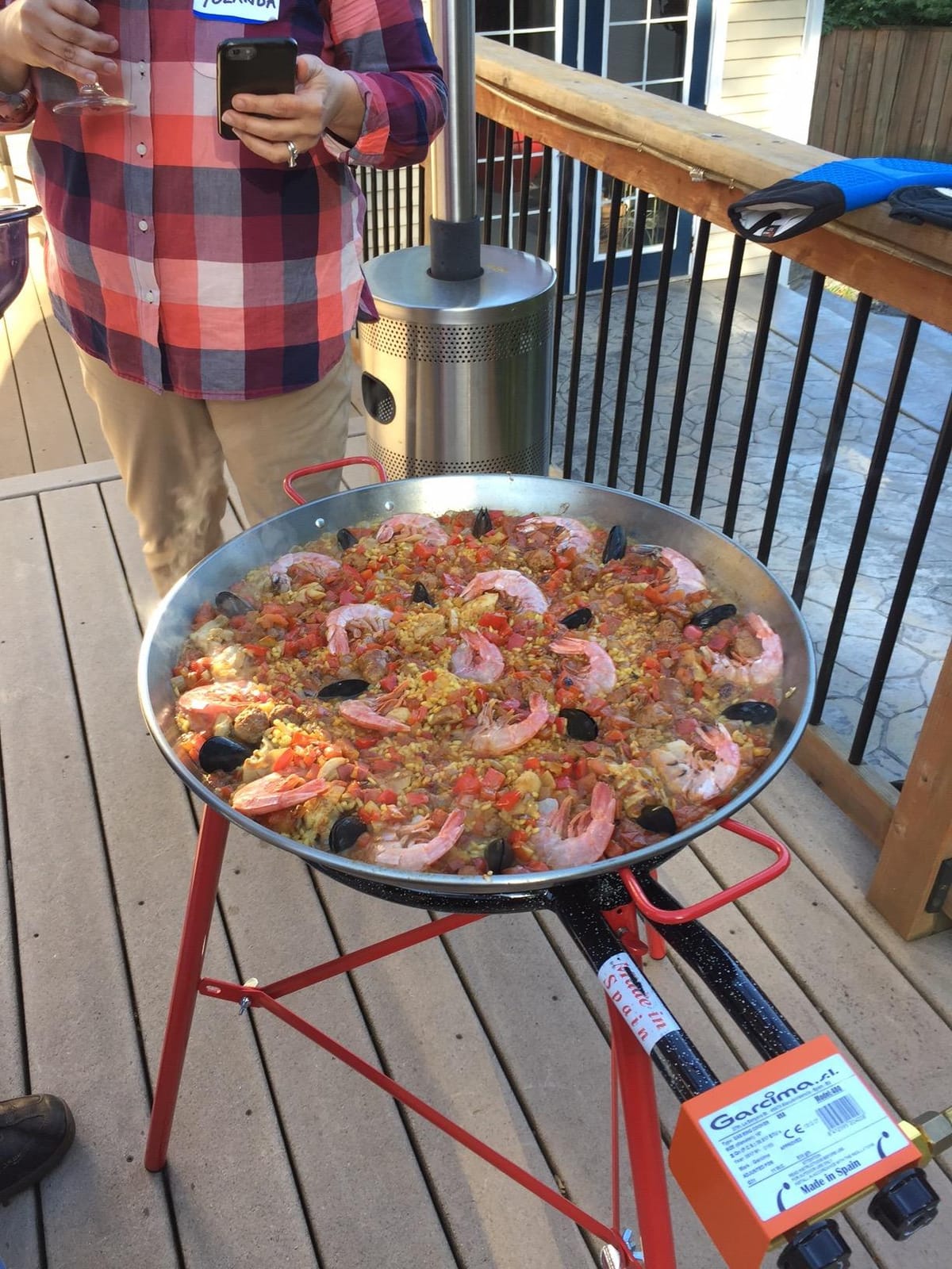 Garcima Tabarca Paella Pan Set with Burner, 20 Inch Carbon Steel Outdoor Pan and Reinforced Legs Imported from Spain (14 Servings) customer photo 1