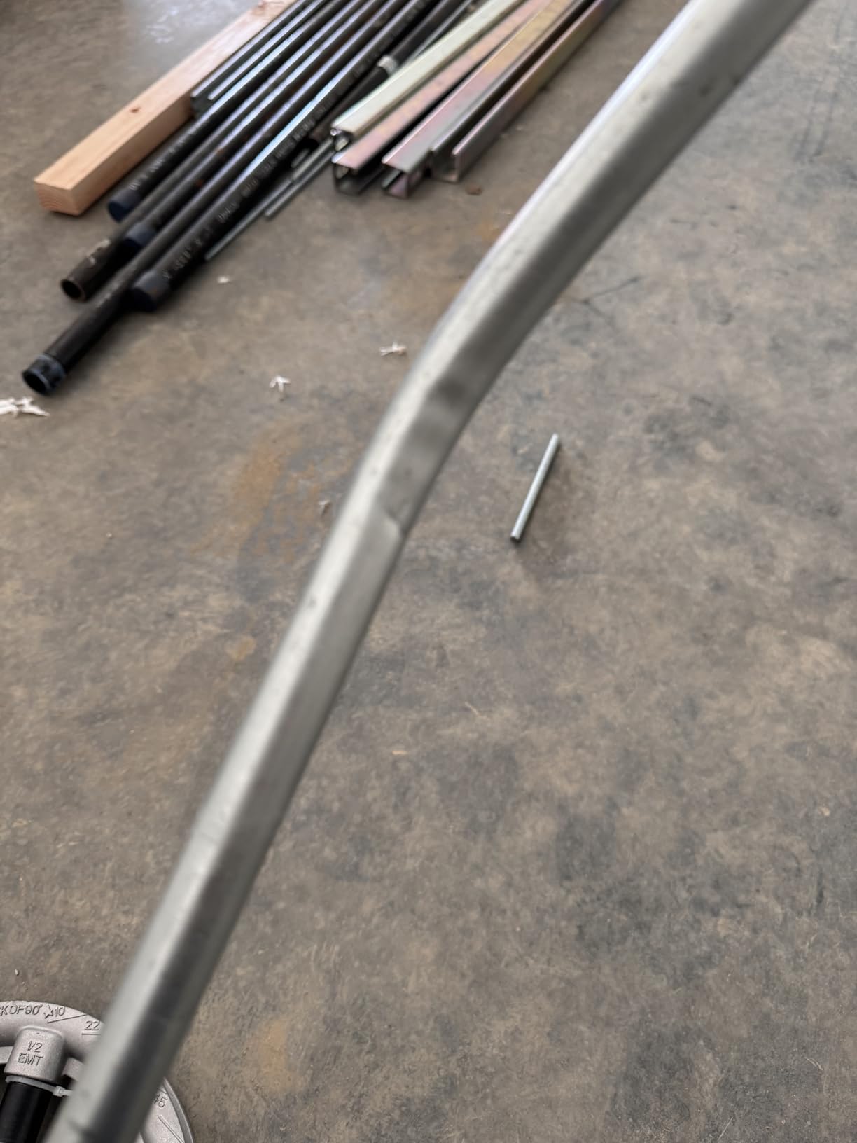 Southwire Conduit Bender & Handle - Built for Precision Bends in Electrical Installations - Durable Aluminum Head - Grooved Hook - 3/4 Inch Conduit Bender customer photo 2