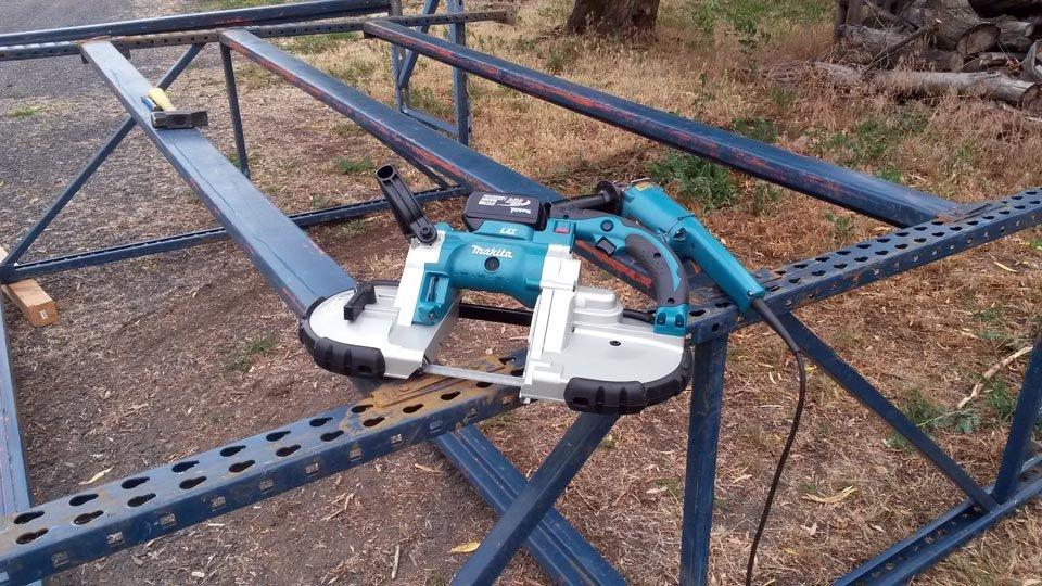 Makita XBP02Z 18V LXT Lithium-Ion Cordless Portable Band Saw, Tool Only customer photo 2