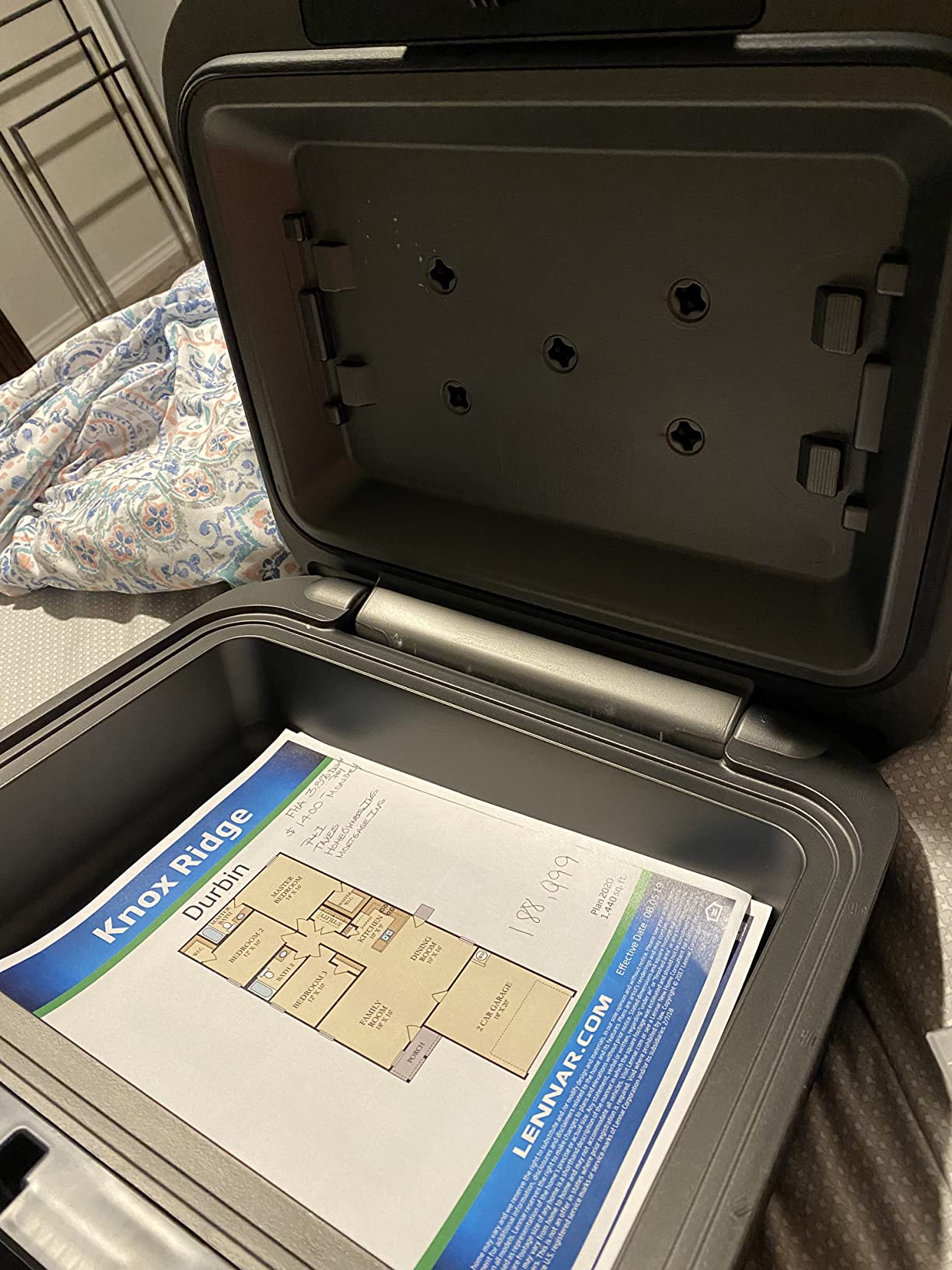 SentrySafe Dark Gray Fireproof and Waterproof Safe with Key Lock, Chest Lock Box with Carrying Handle for Travel, 0.28 Cubic Feet, 6.6 x 15.4 x 14.3 Inches, CFW20201 customer photo 2