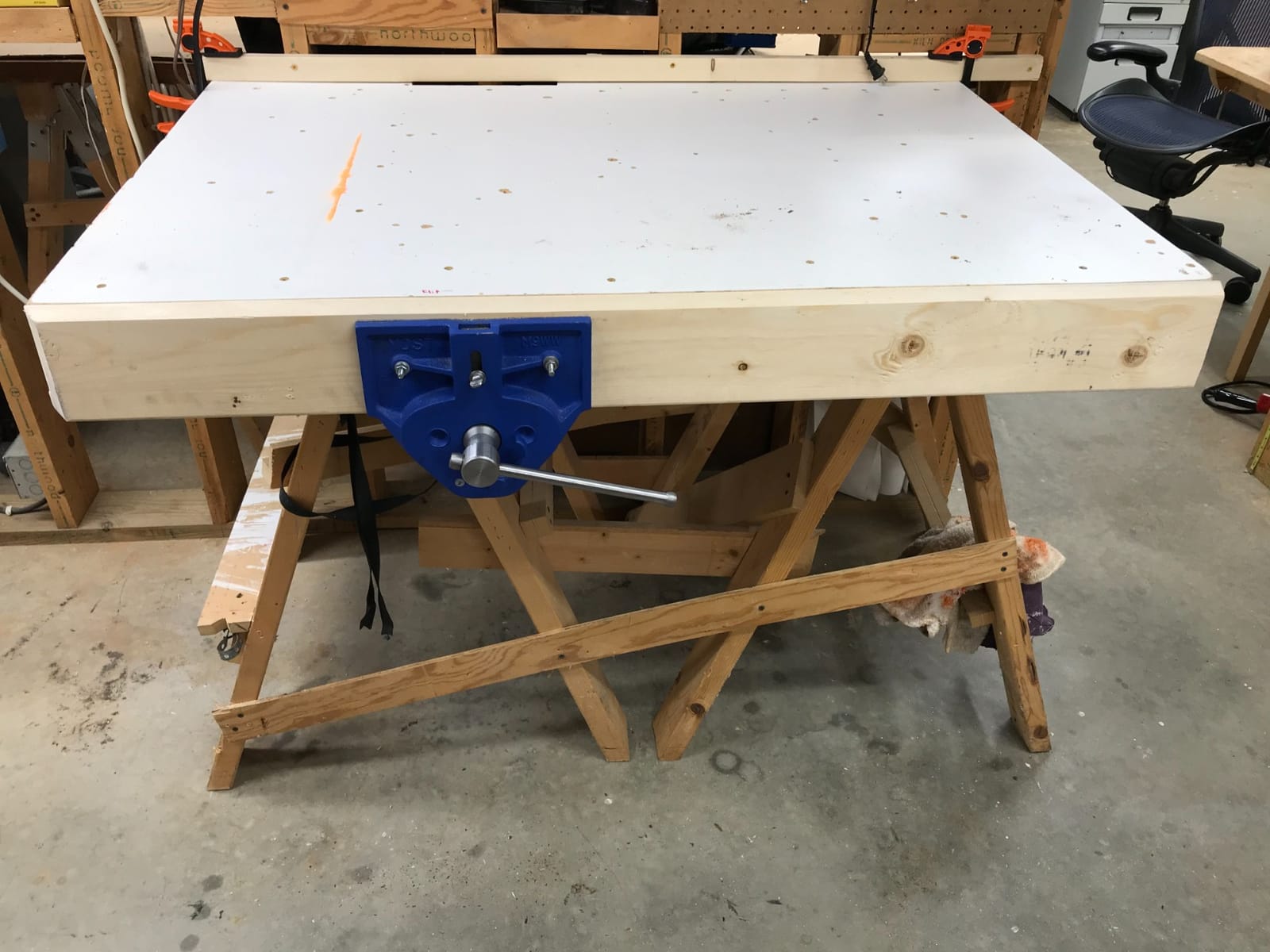 Yost Vises M9WW Rapid Action Woodworking Vise | Quick Release Lever for Quick Adjustments | 9 Inch Jaw Width | Made with Heavy-Duty Cast Iron | Blue customer photo 2