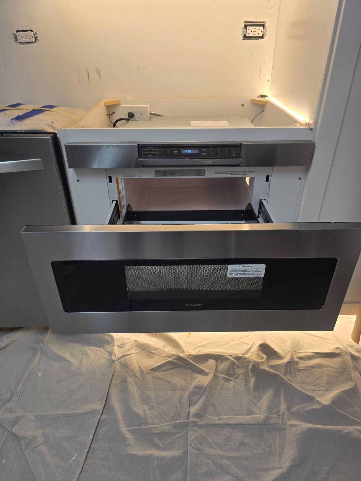 SHARP SMD3070ASY Microwave Drawer Oven, 30-inch, 1.2 Cubic Feet, 950 Watt, Concealed Angled Touch Control Panel with Digital LCD Display, Stainless Steel customer photo 1