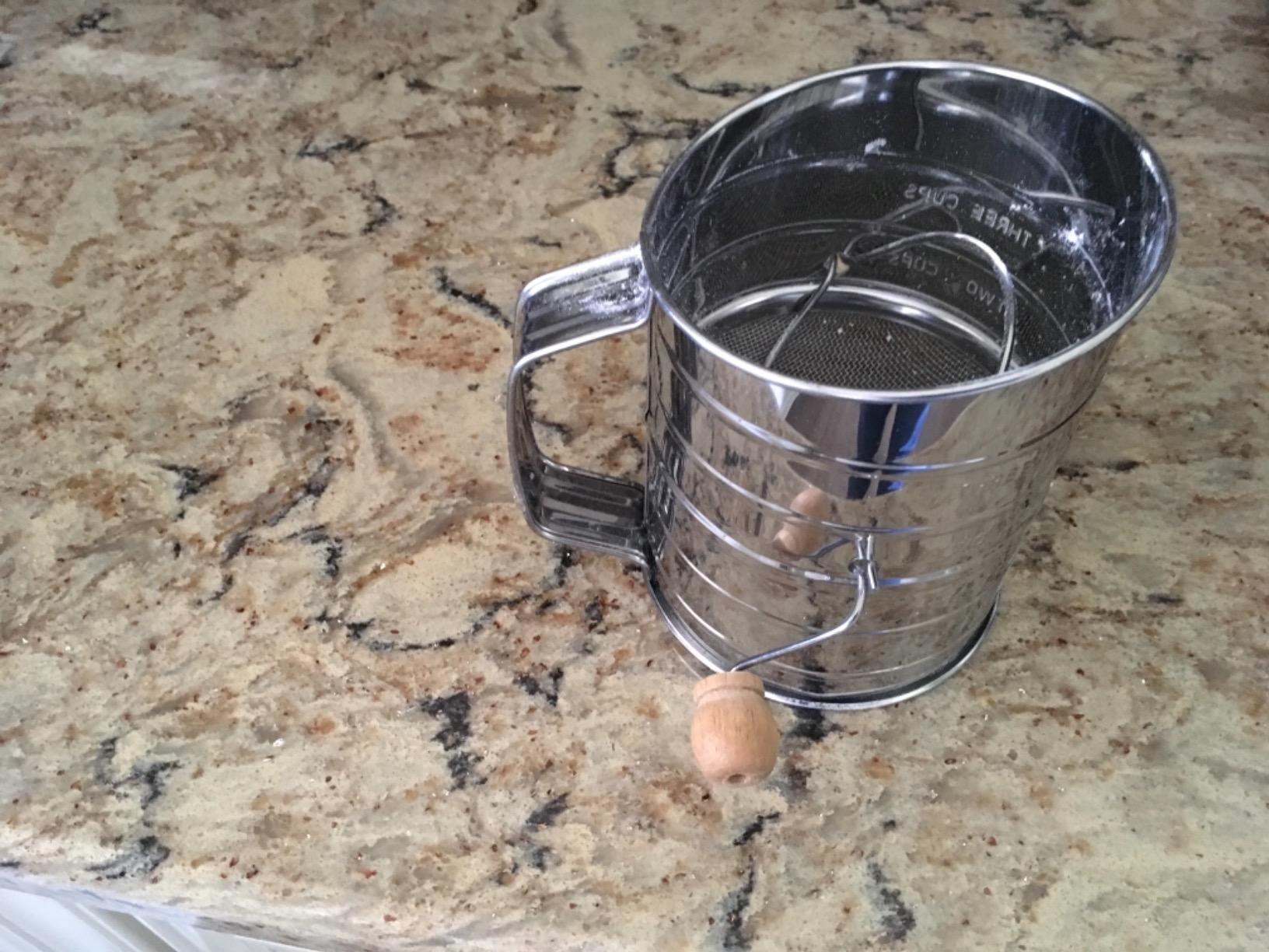 Bellemain Stainless Steel Flour Sifter for Baking with Hand Crank - 3 Cup | Fine Mesh, Silver Color, Double Loop Agitator, Rust Resistant customer photo 1