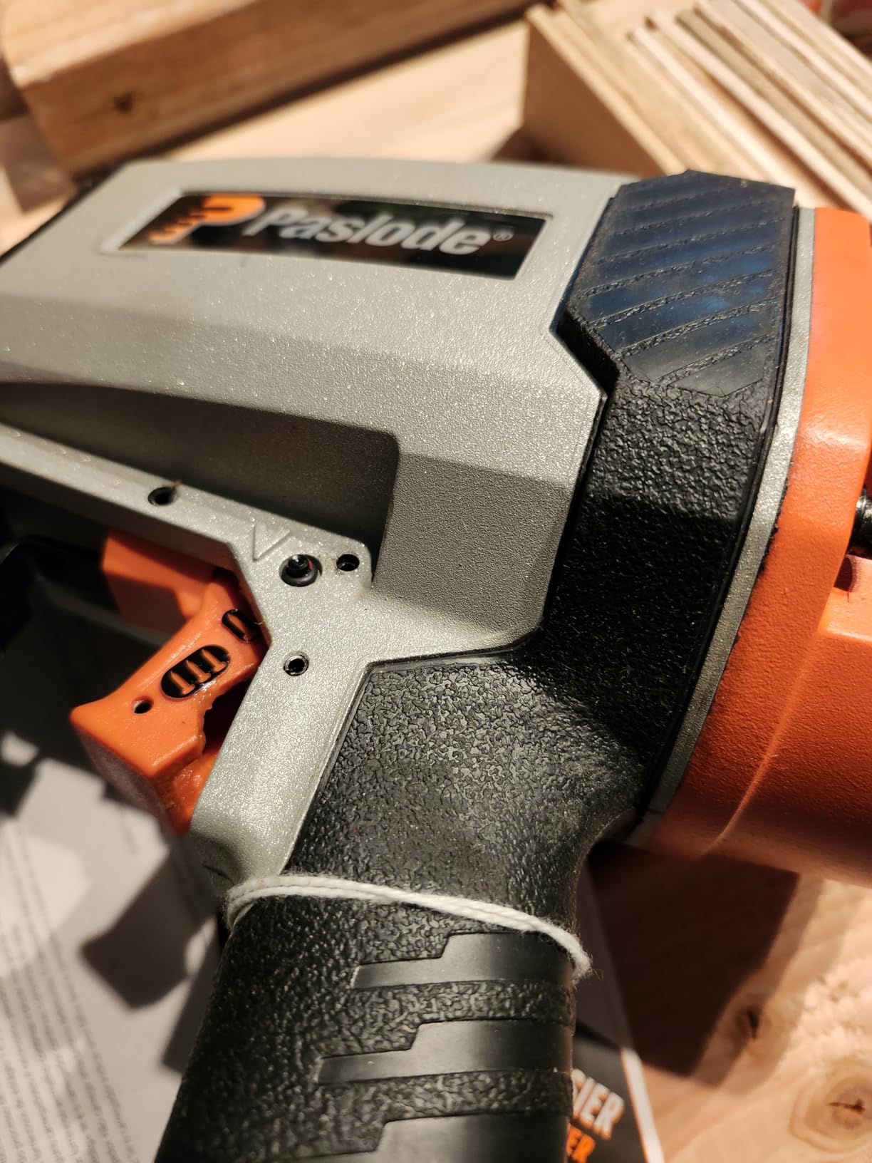 Paslode Pneumatic Framing Nailer F325R, 513000, Air Compressor Powered customer photo 2