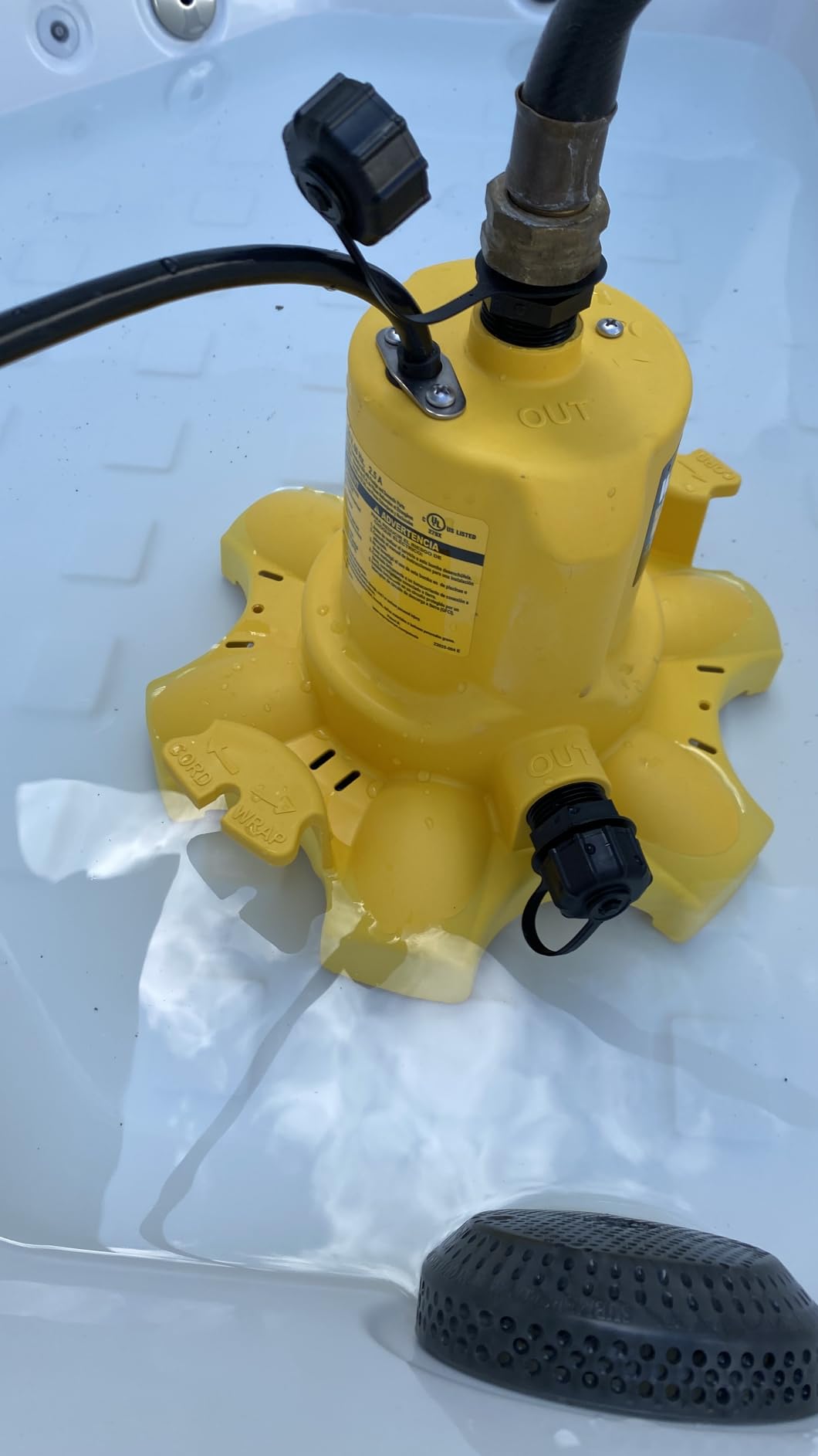 WAYNE WaterBUG Submersible Water Pump for Water Removal | 1/6 HP, 1350 GPH, Utility Pump, High Flow, For Yard Garden Pond Basement Window Wells customer photo 2