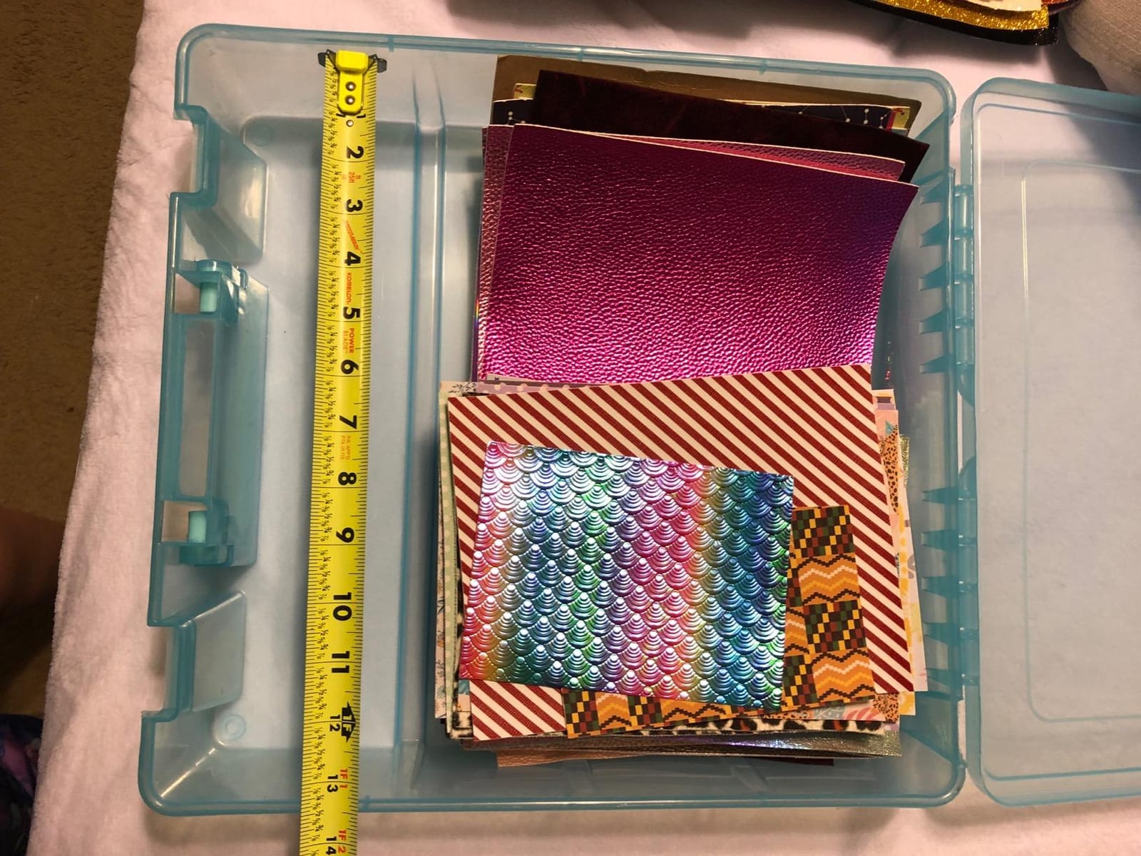 ArtBin 6955AA Super Satchel 1-Compartment Box, Art & Craft Organizer, 1-Pack, Translucent Aqua customer photo 1