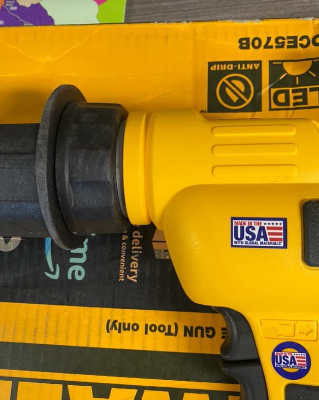 DEWALT 20V MAX* Cordless Caulking Gun, 29oz, Tool Only (DCE570B) customer photo 2