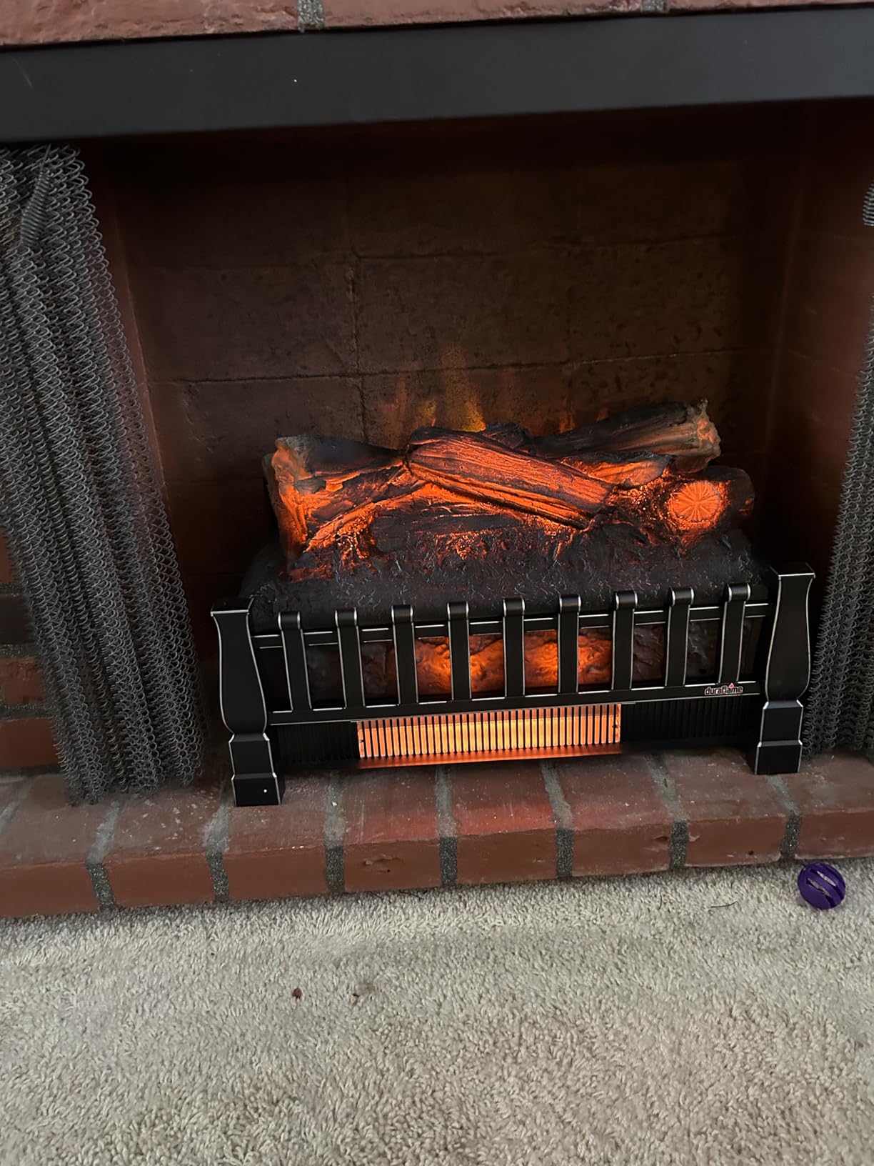 duraflame Electric Log Set 1,000 Sq Ft Heater, Faux Logs Insert with Infrared Flames for Existing Fireplaces, Remote Control Included customer photo 1