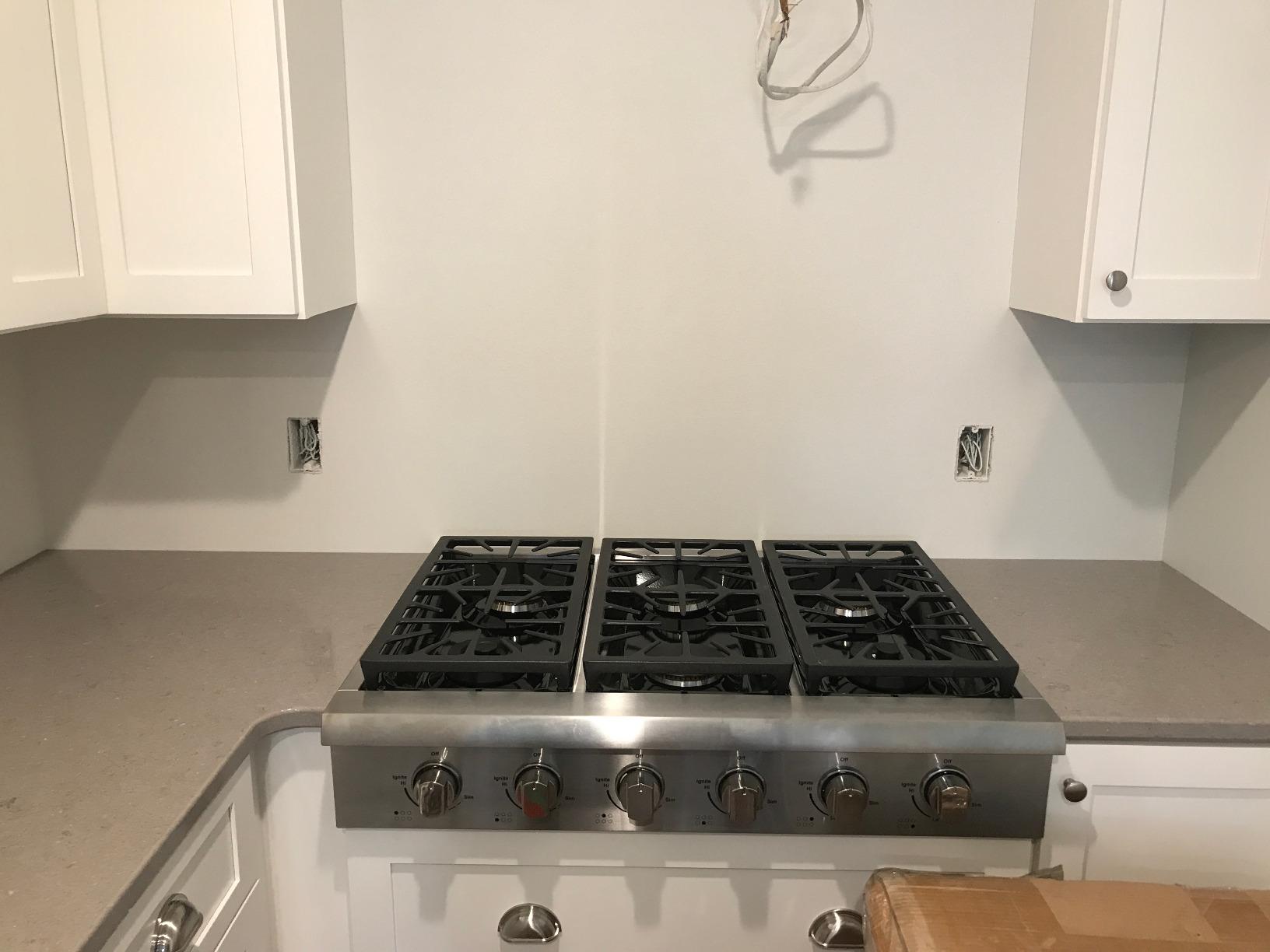 Pro-Style Gas Rangetop with 6 Sealed Burners 36-Inch, Stainless Steel HRT3618U customer photo 2