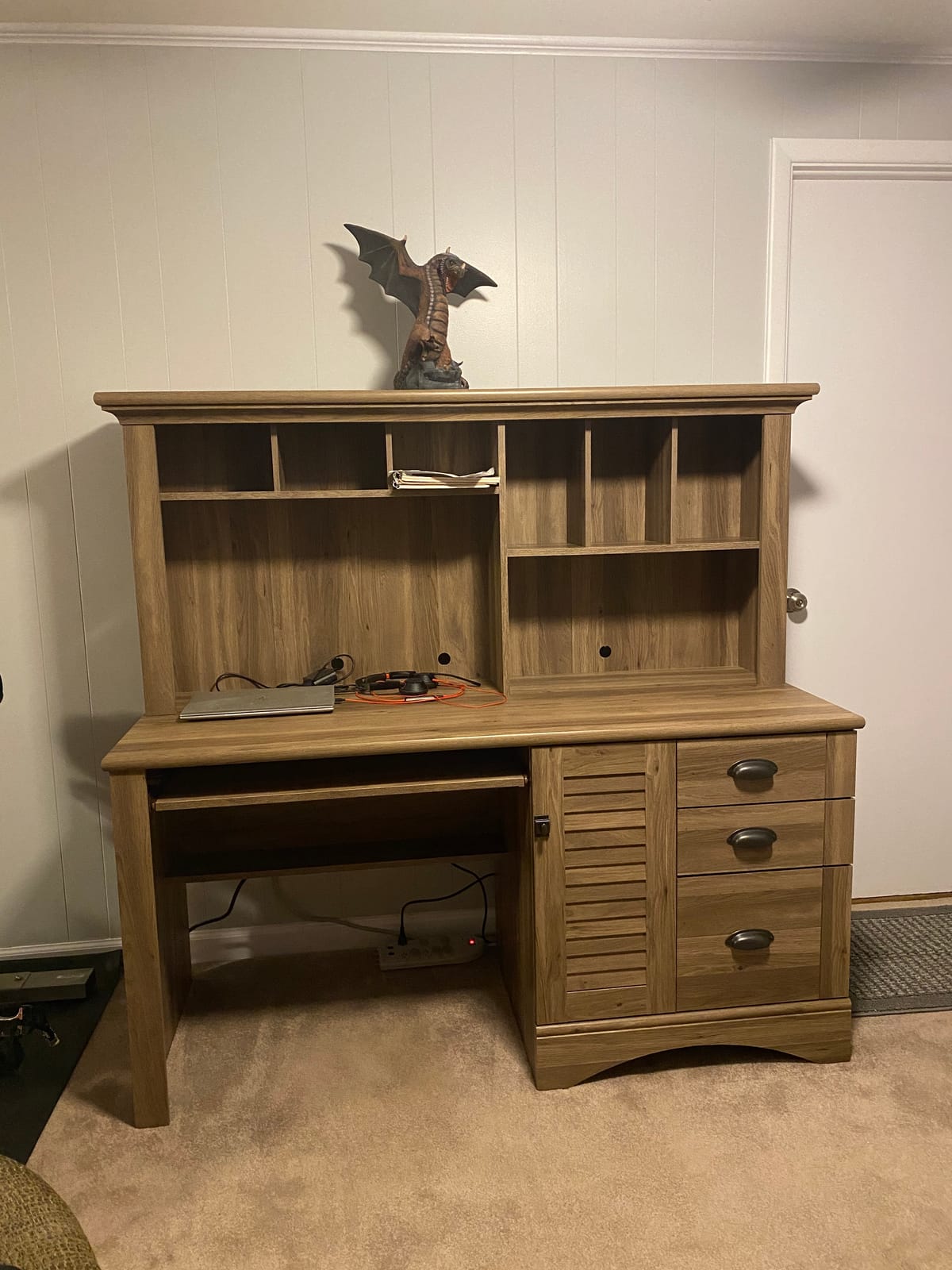 Sauder Harbor View Home Office Computer Desk with Hutch, Keyboard Tray, in Curado Cherry finish customer photo 1