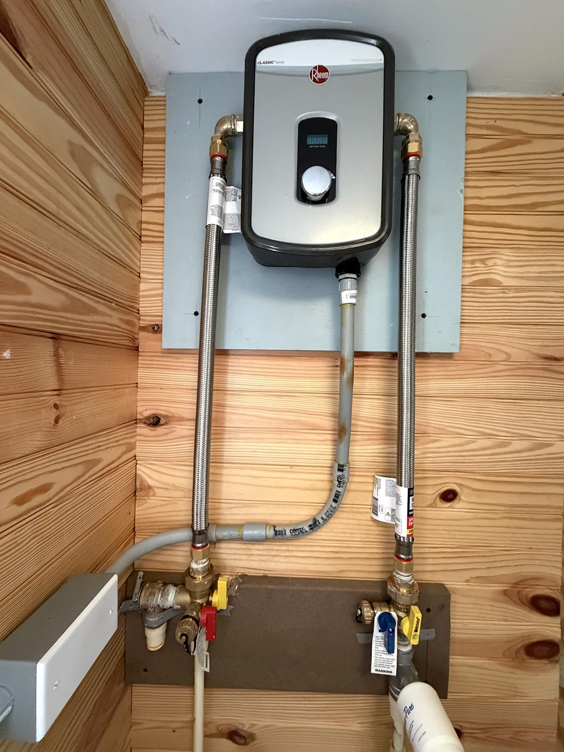 Rheem 8kW Multi Fixture Tankless Electric Water Heater - 240V customer photo 2