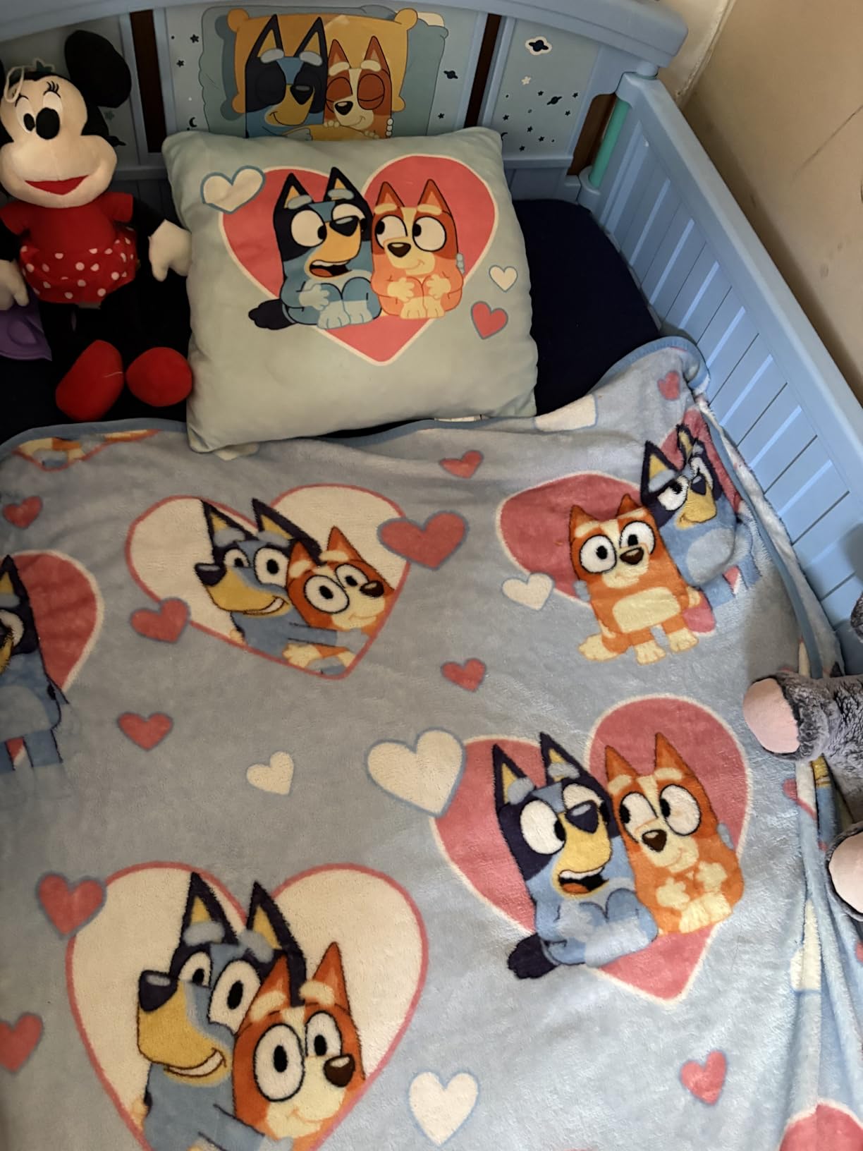 Delta Children Plastic Toddler Bed, Disney/Pixar Cars | Low-to-Floor Toddler Bed with Included Safety Rails, BSA Certified, Fits Full-Size Crib Mattress customer photo 2
