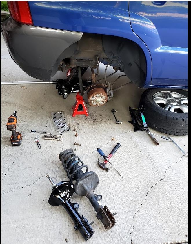 ATP MacPherson Strut Spring Compressor | MacPherson type suspension, carbon steel forged rod not welded, 7/8 inch socket 1/2 inch drive, safety locking pins customer photo 1