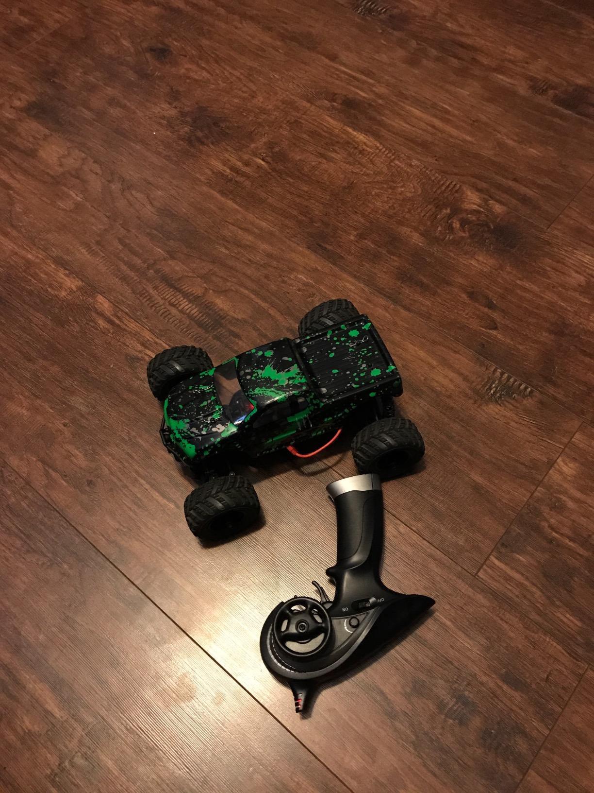 18859 1:18 Scale All Terrain RC Car, Hobby 4WD Remote Control Car | 2.4GHz Electric RC Vehicle 36 KPH High Speed 4X4 Waterproof Off-Road RC Truck with Two Rechargeable Batteries for RC Driving customer photo 1