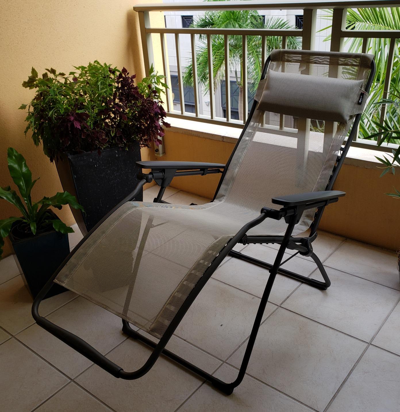 Lafuma Futura Series Patio and Poolside Zero Gravity Outdoor Lounge Recliner Chair with Adjustable and Removable Headrest, Moss Green customer photo 2