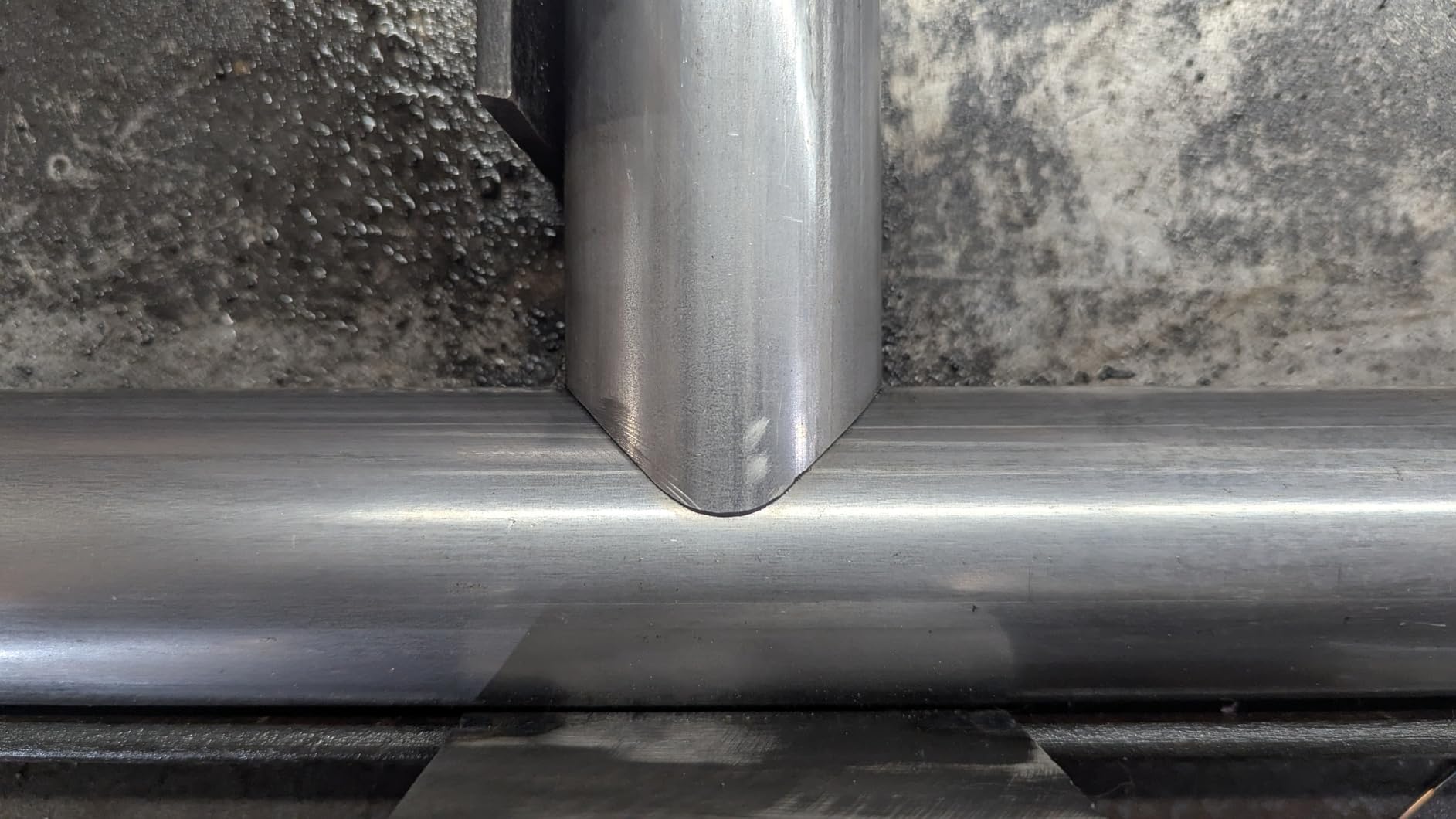Tube Notcher 9/16-2in Pipe Notcher 40-90 Degree Hole Saw Tool | Fits Round & Square Tubing, Angle Gauge for Precision Cuts, Steel & Aluminum Construction, Includes Hole Saw & Mandrel customer photo 2