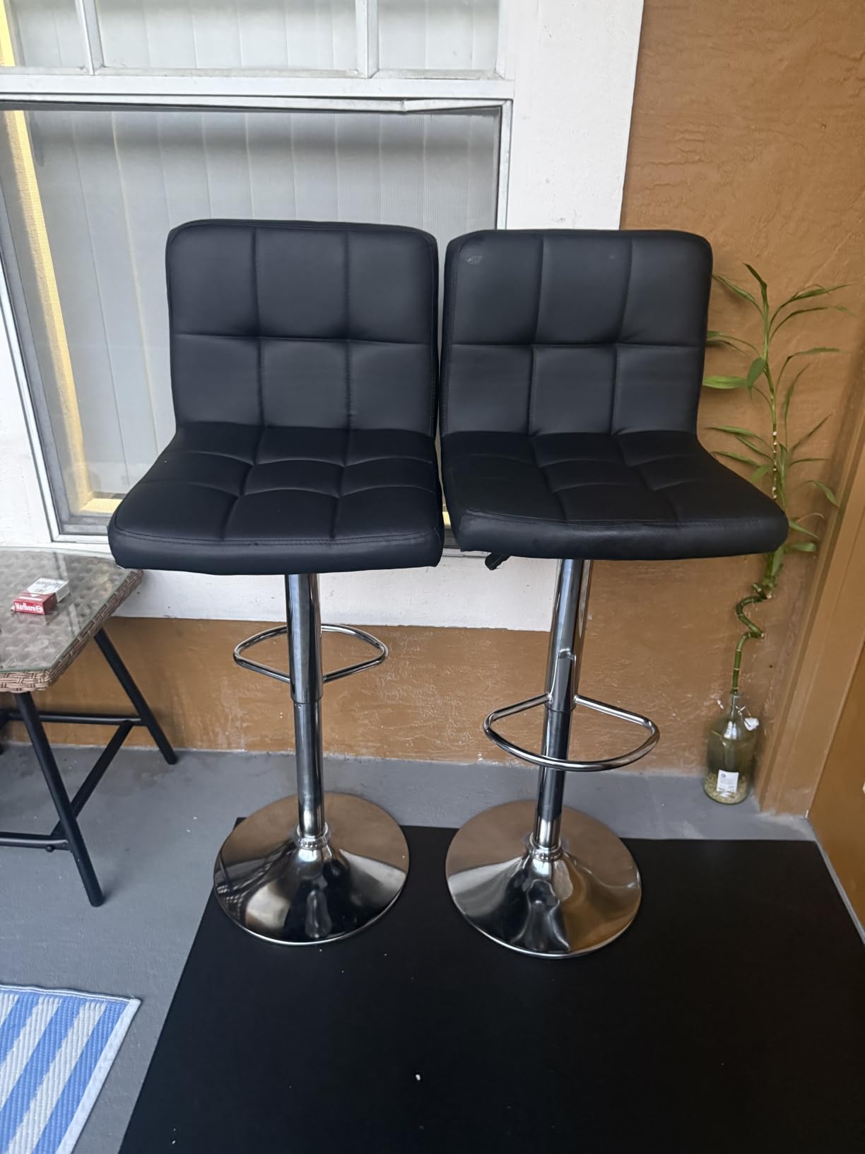 BestOffice Bar Stools Set of 2, Adjustable PU Leather Swivel Barstools, Modern Counter Stools with Back and Footrest, Counter Height Barstools for Bar, Kitchen and Dining Room customer photo 2