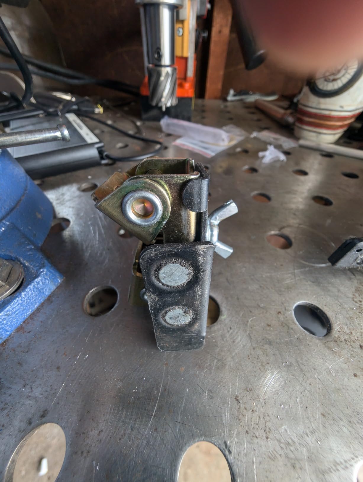 Strong Hand Tools, Grasshopper Magnetic Welding Finger, Brass Tip, Spring Loaded Arm, Adjustable Length, Anti-Tipping Bolt, Magnetic Pull Force: 35 lbs, AGH230 customer photo 1